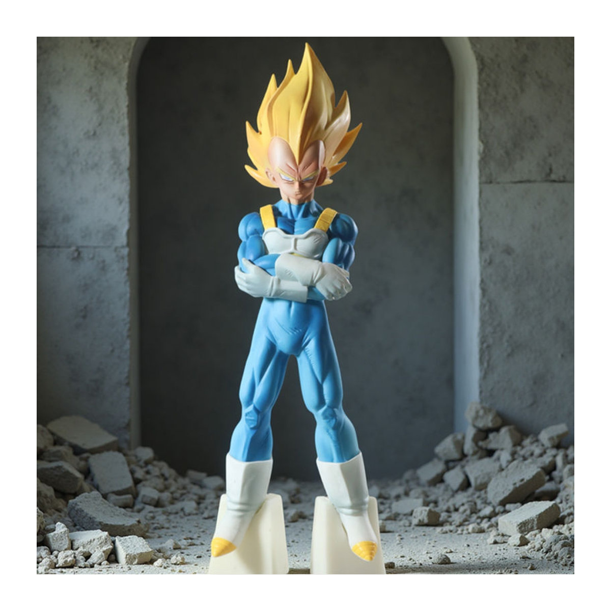 Bandai Dragon Ball Vegeta Anime Figur als Sammlerstück und Desktop-Dekoration, mehrfarbig, Höhe: 26 cm - Bild 1
