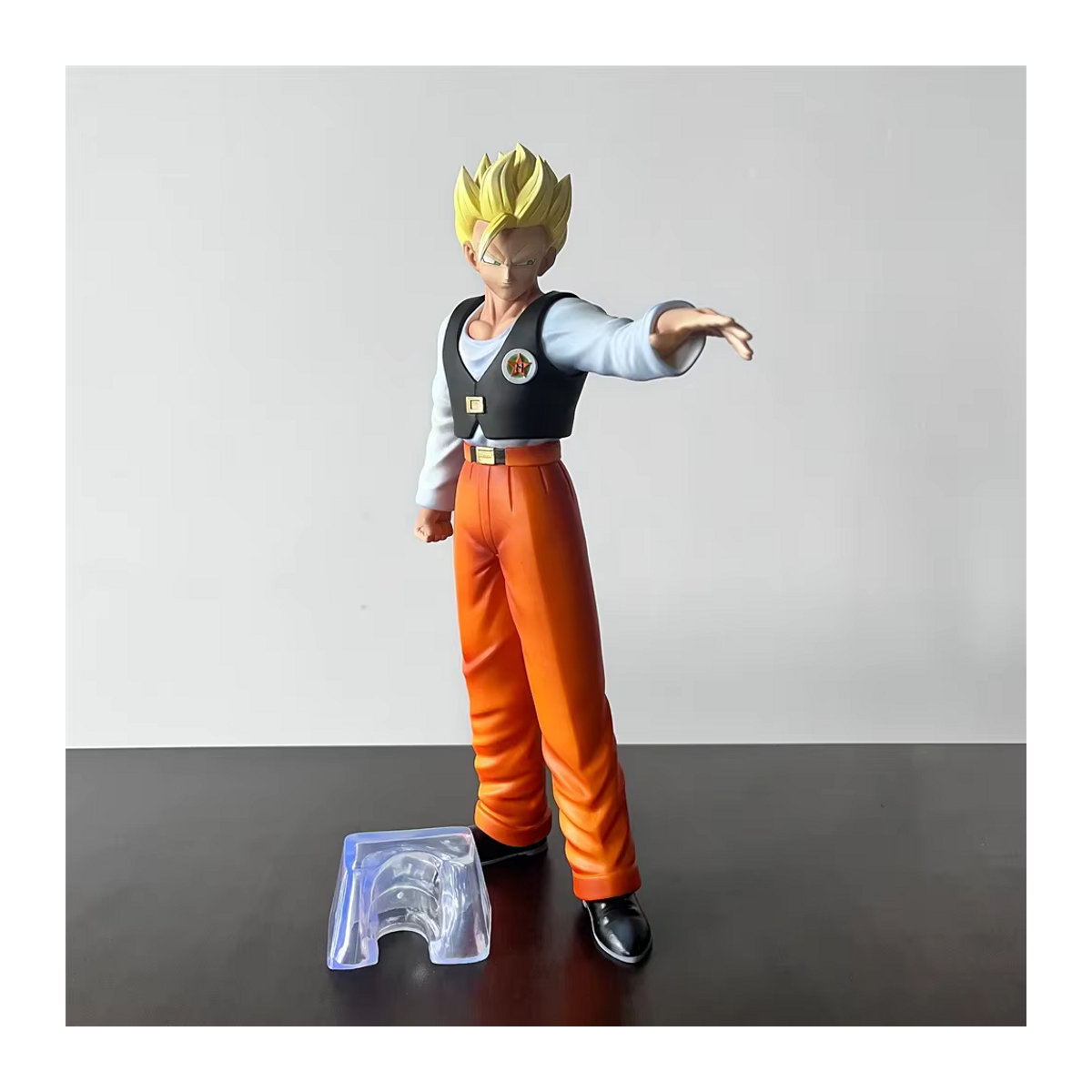 Bandai Dragon Ball Z Anime Gohan Figur Super Saiyajin Son Gohan Actionfigur aus Kunststoff, mehrfarbig, Höhe: 31 cm - Bild 2