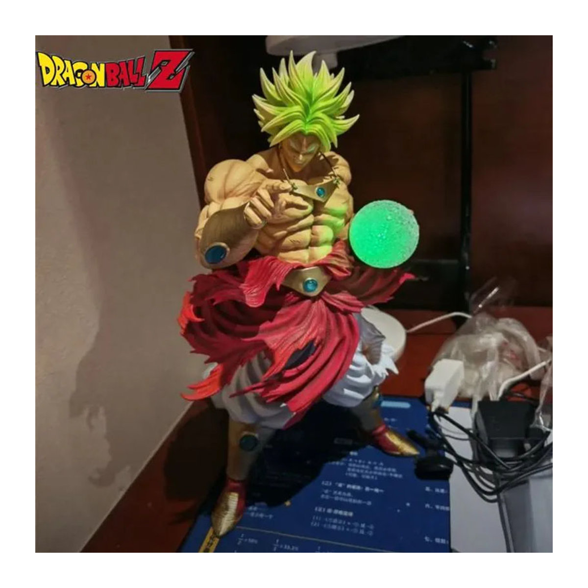 Bandai Dragon Ball Z Broly Super Saiyan Anime-Figur aus Kunststoff, mehrfarbig, Höhe: 30 cm - Bild 1