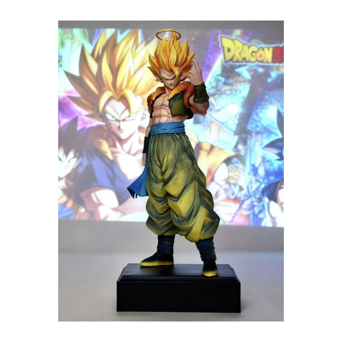 Bandai Dragon Ball Z Gogeta Anime Figur aus PVC, mehrfarbig, Höhe: 31,5 cm - Bild 3