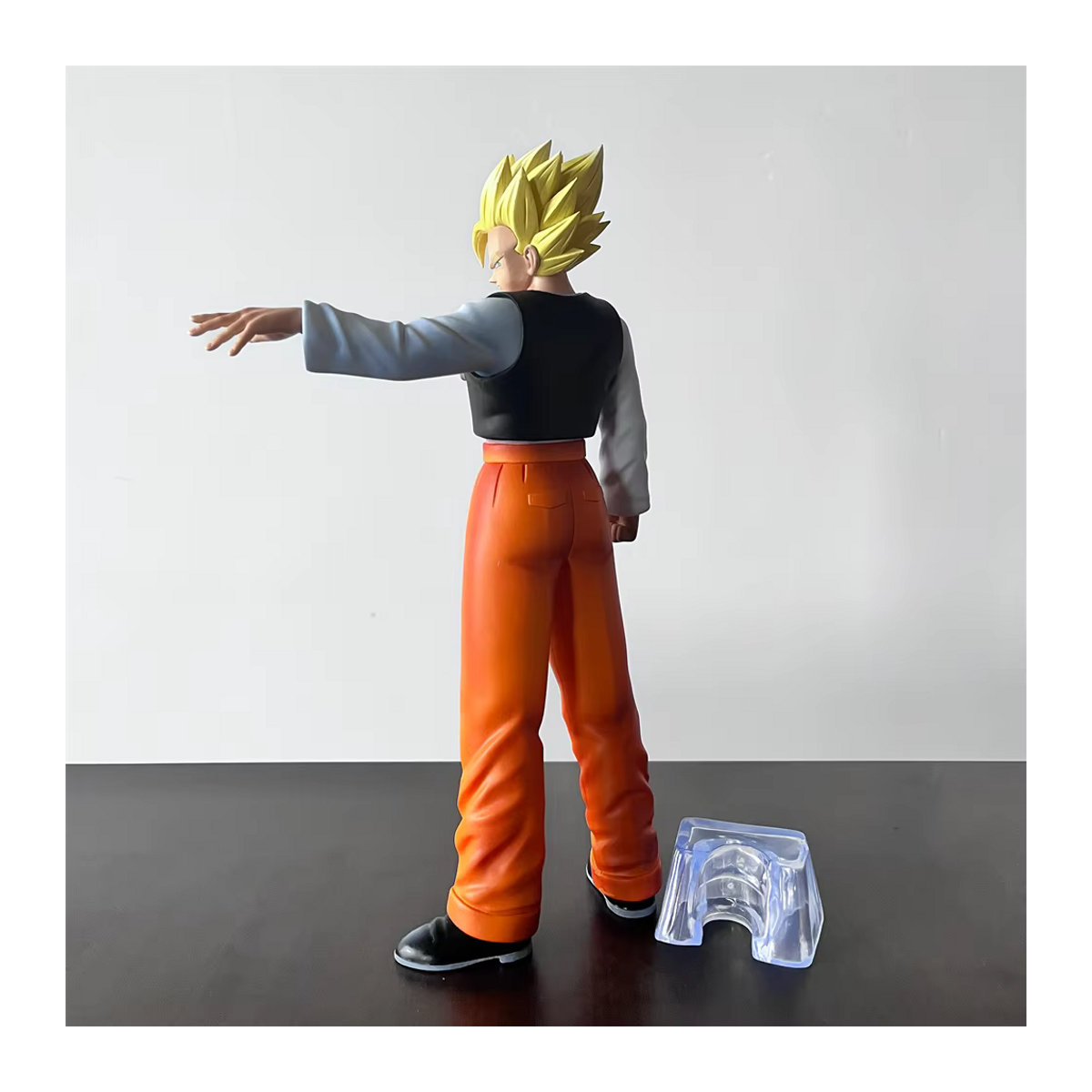 Bandai Dragon Ball Z Gohan Super Saiyajin Figur aus PVC, mehrfarbig, Höhe: 31 cm - Bild 3