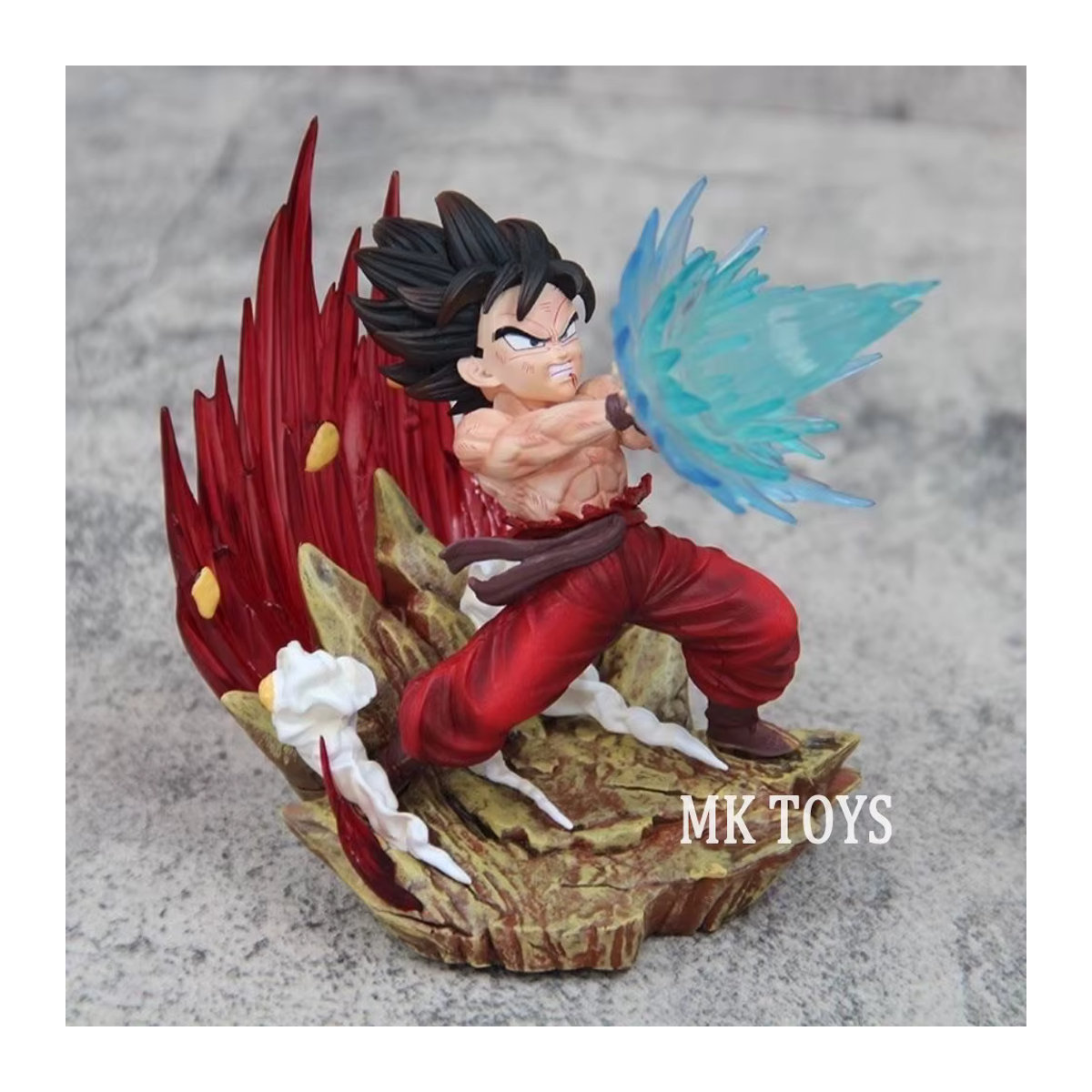 Bandai Dragon Ball Z Goku Actionfigur aus PVC, mehrfarbig, Höhe: 13 cm - Bild 2