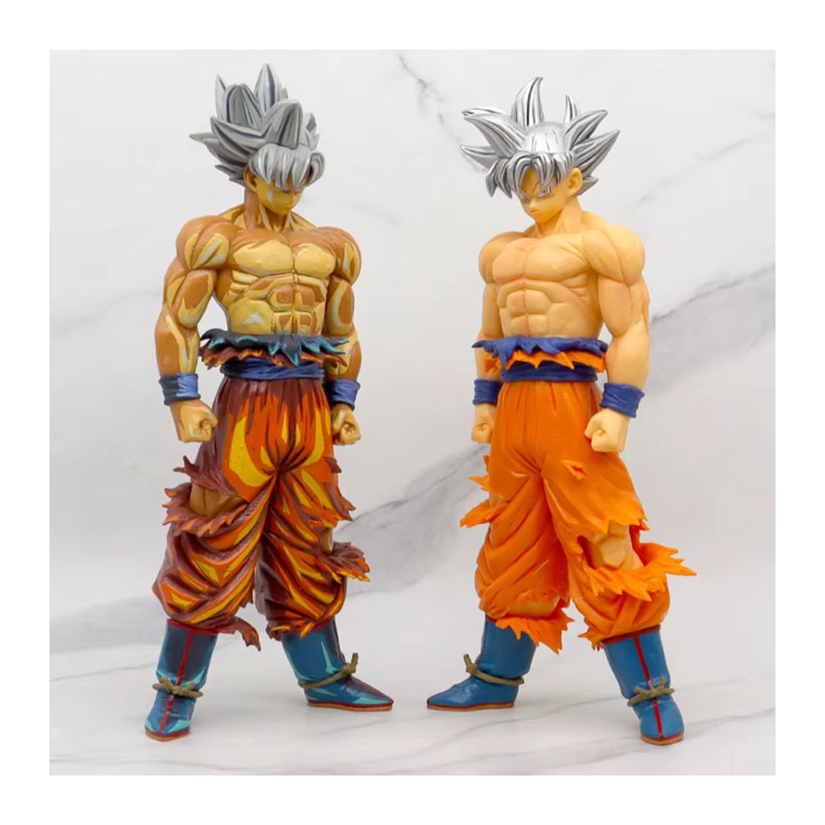 Bandai Dragon Ball Z Goku Ultra Instinct Actionfigur aus PVC, mehrfarbig, Höhe: 30 cm - Bild 2