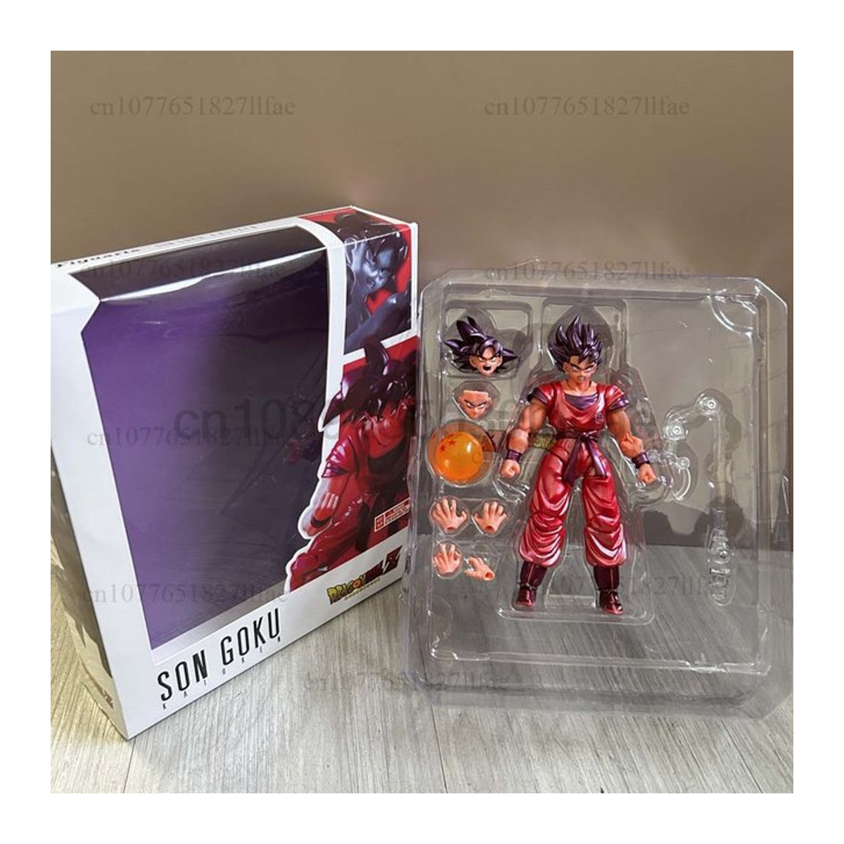Bandai Dragon Ball Z Son Goku Kaioken Actionfigur in Rot aus Kunststoff mit beweglichen Gelenken - Bild 1