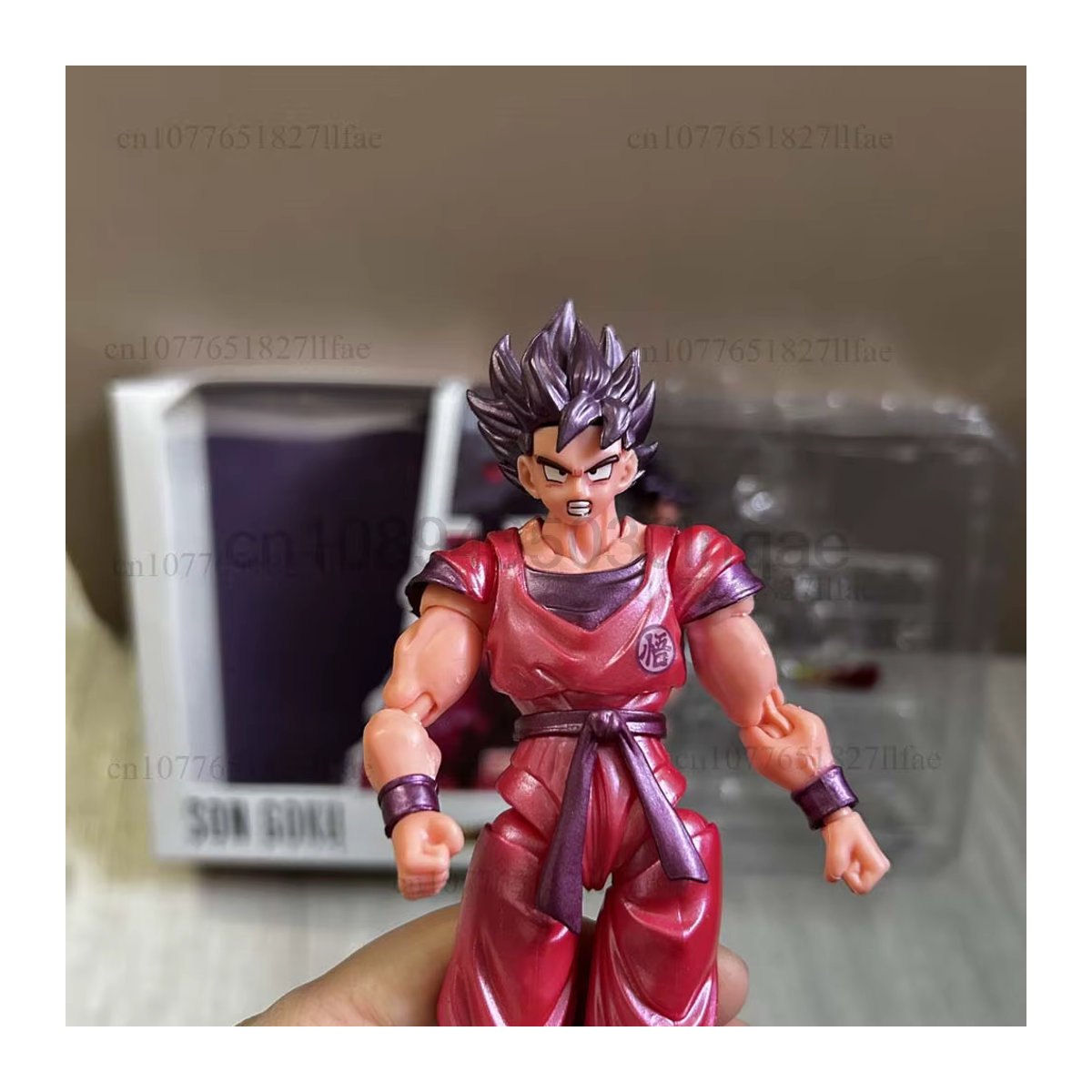 Bandai Dragon Ball Z Son Goku Kaioken Actionfigur in Rot aus Kunststoff mit beweglichen Gelenken - Bild 2