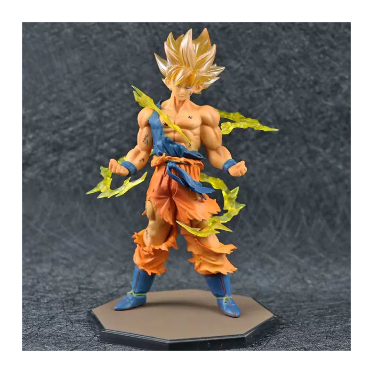 Bandai Dragon Ball Z Super Saiyan Goku Figur als mehrfarbige Anime-Modell Dekoration aus Kunststoff - Bild 2