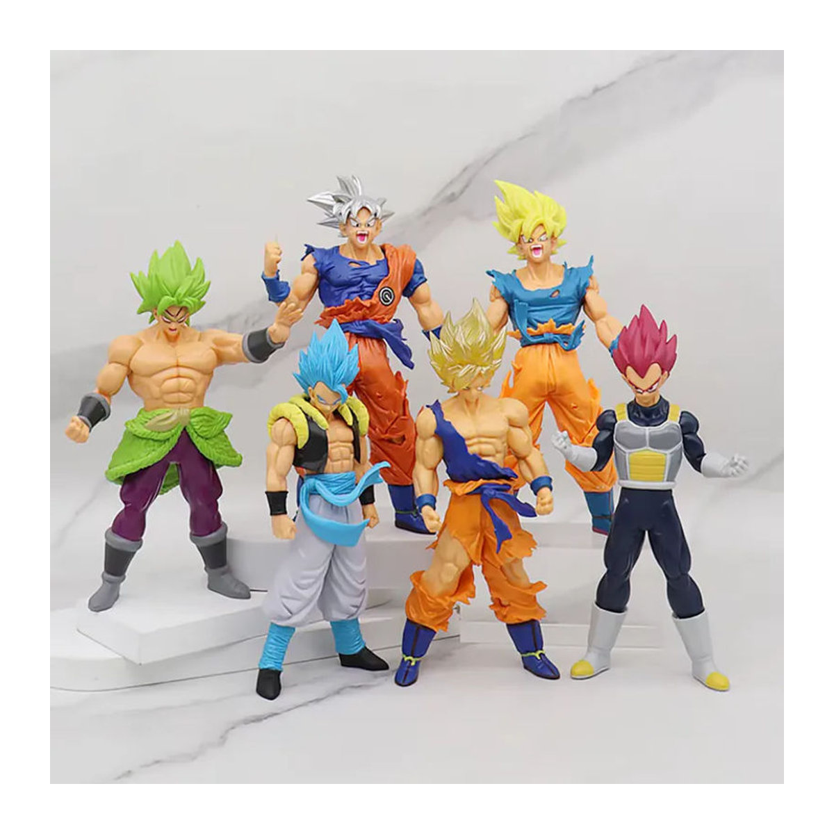Bandai Dragon Ball Z Super Saiyan Goku Rose Actionfigur aus Kunststoff in Rosa und Mehrfarbig - Bild 3