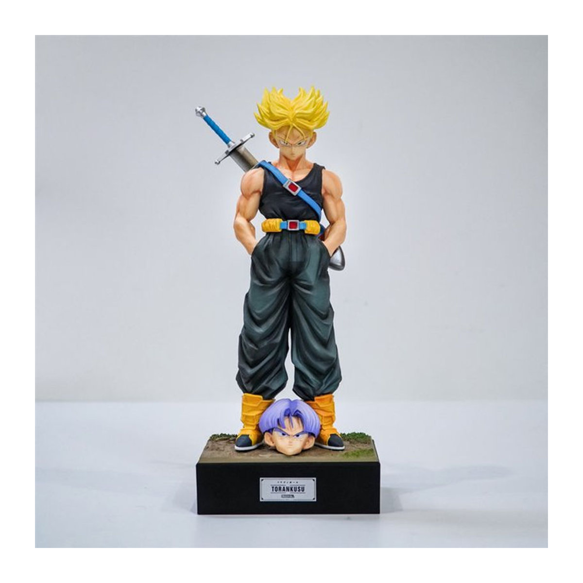 Bandai Dragon Ball Z Trunks Actionfigur Super Saiyan Zukunft aus PVC, mehrfarbig, Höhe: 30 cm - Bild 1
