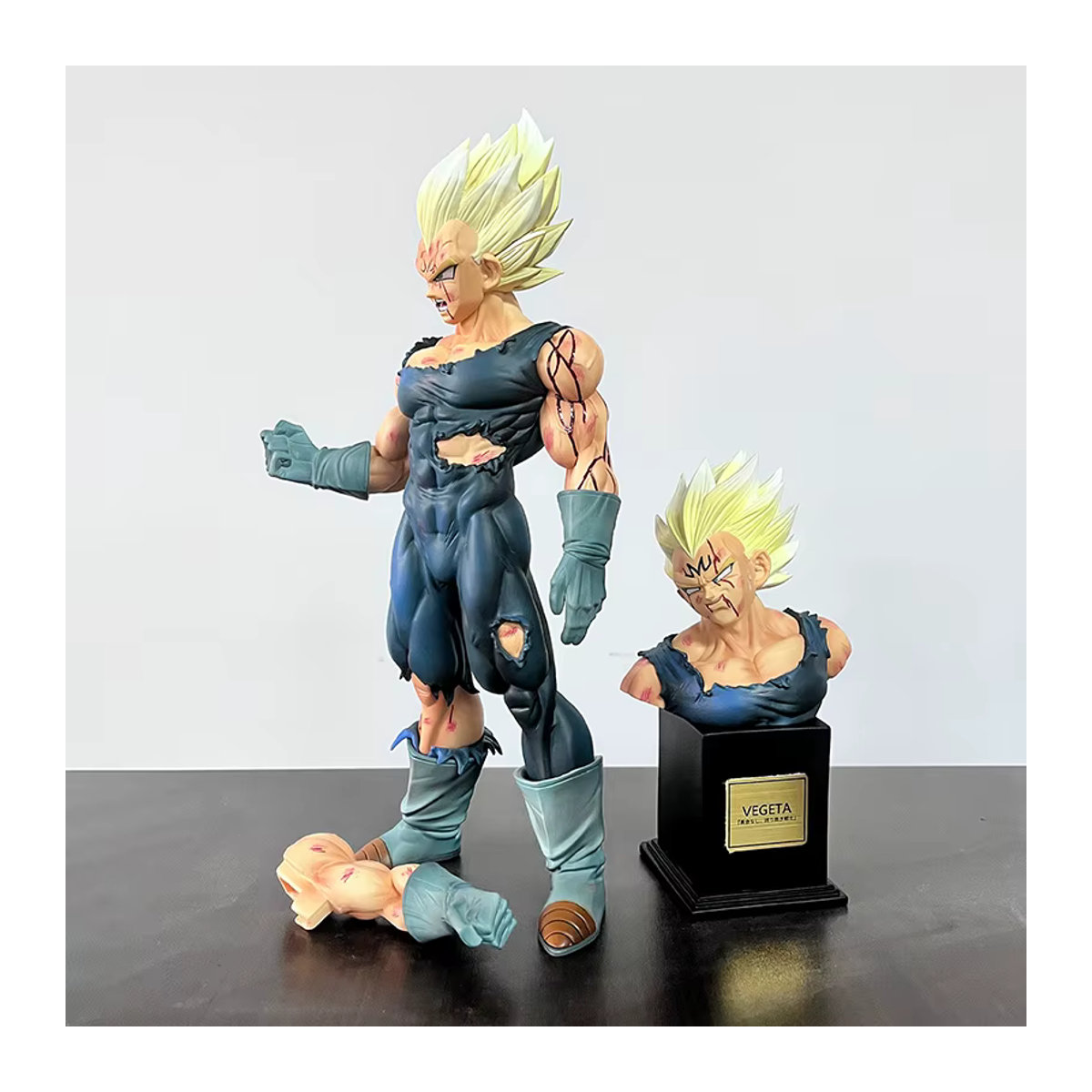 Bandai Dragon Ball Z Vegeta Actionfigur mit austauschbarem Kopf als Majin Vegeta Sammlerstück, mehrfarbig, Höhe: 28 cm - Bild 5