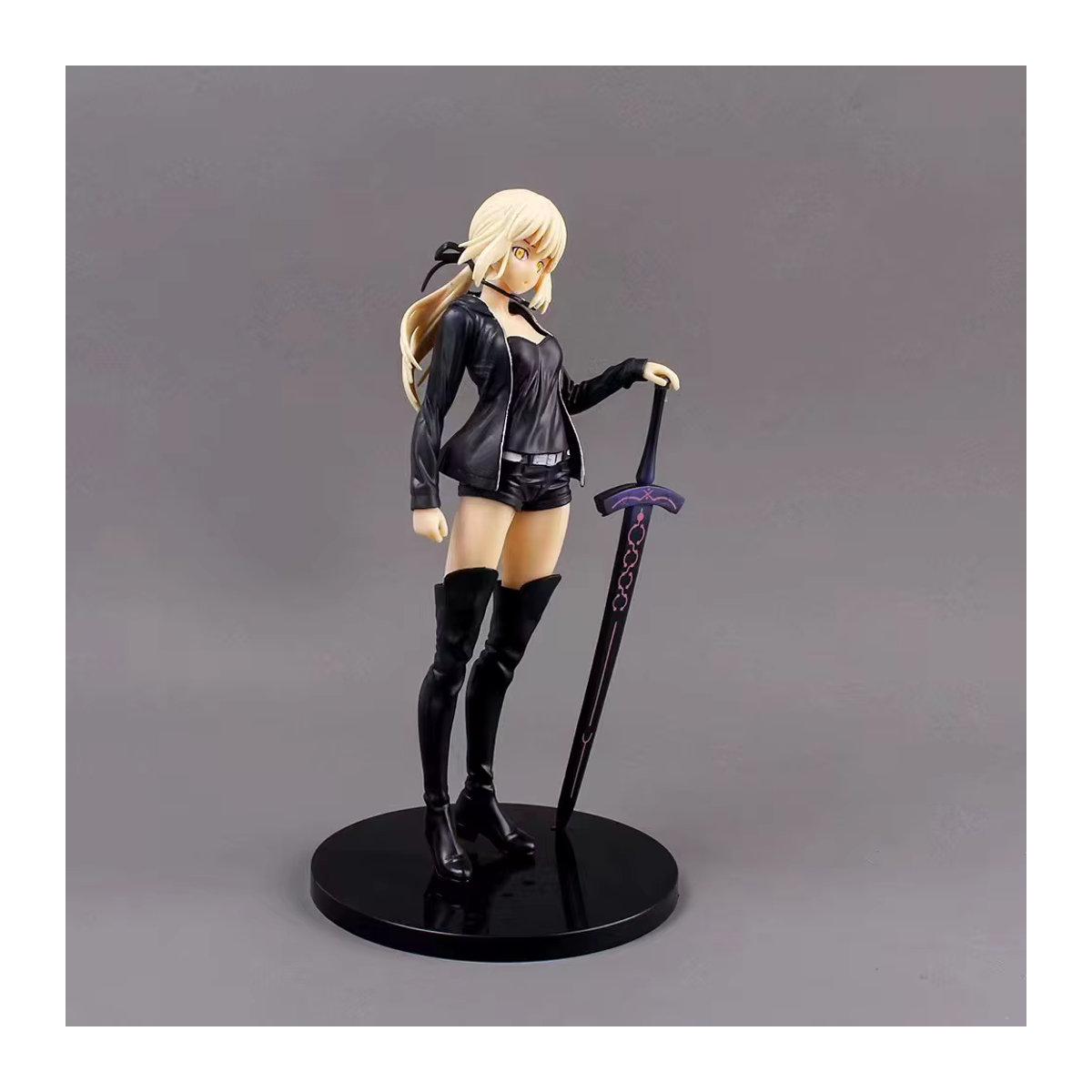Bandai Fate/Grand Order Saber Anime Action Figure in Schwarz, Höhe: 23 cm - Bild 2