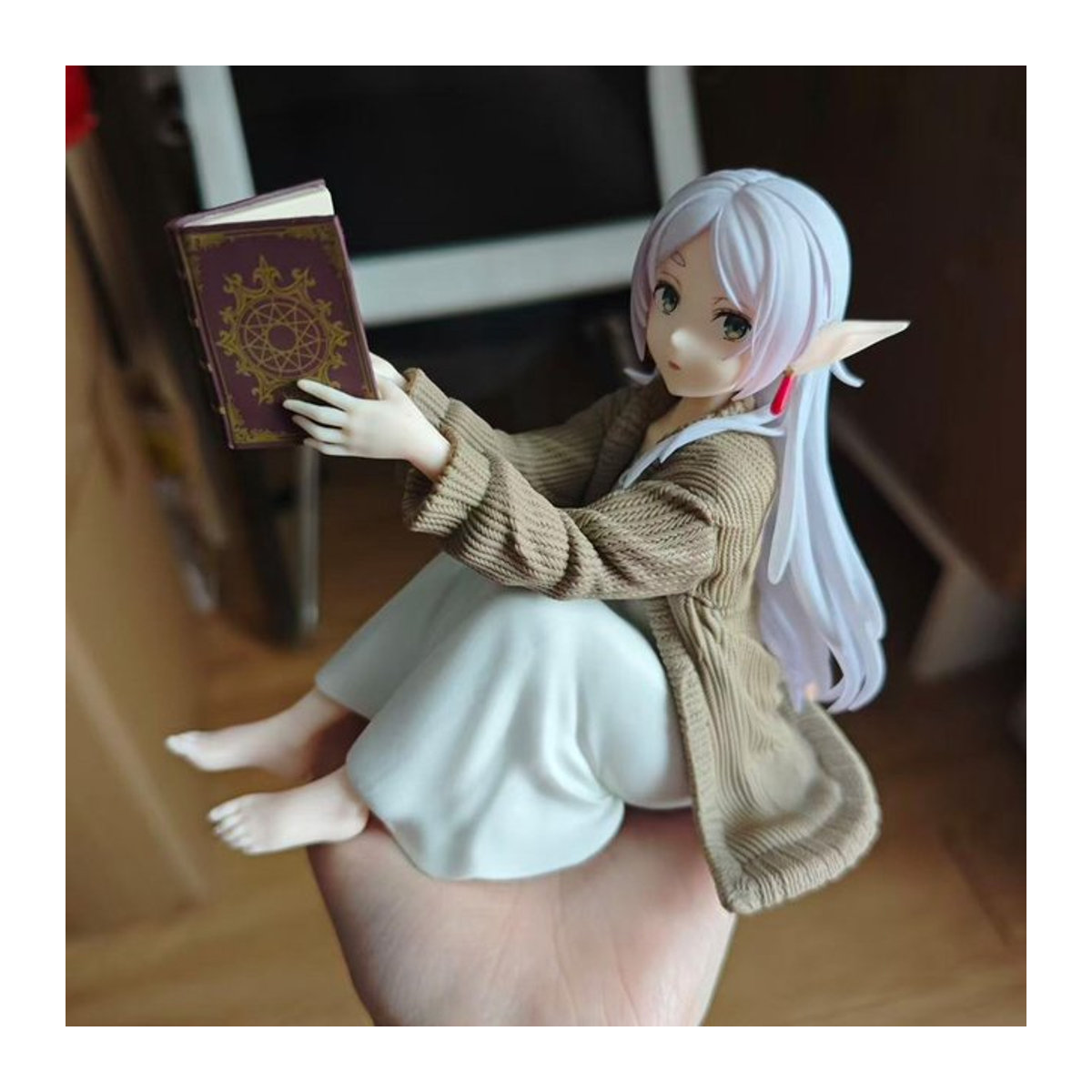 Bandai Frieren Beyond Journey's End Anime-Figur Frieren im Nachtwäsche-Design, mehrfarbig, Höhe: 12 cm - Bild 1