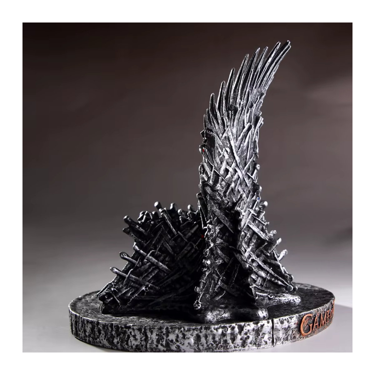 Bandai Game of Thrones Iron Throne Desktop-Ornament aus Kunststoff, Schwarz, Höhe: 16 cm - Bild 6