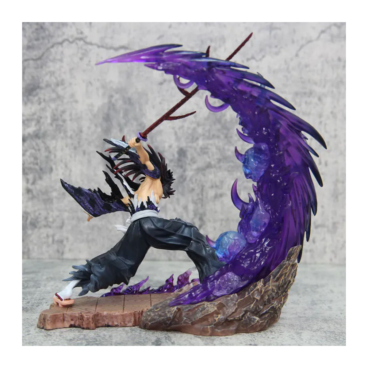 Bandai Ghost Slayer Blade Battle Leuchtende Modellstatue Schwarz Mehrfarbig aus Kunstharz als Desktop-Dekoration - Bild 3