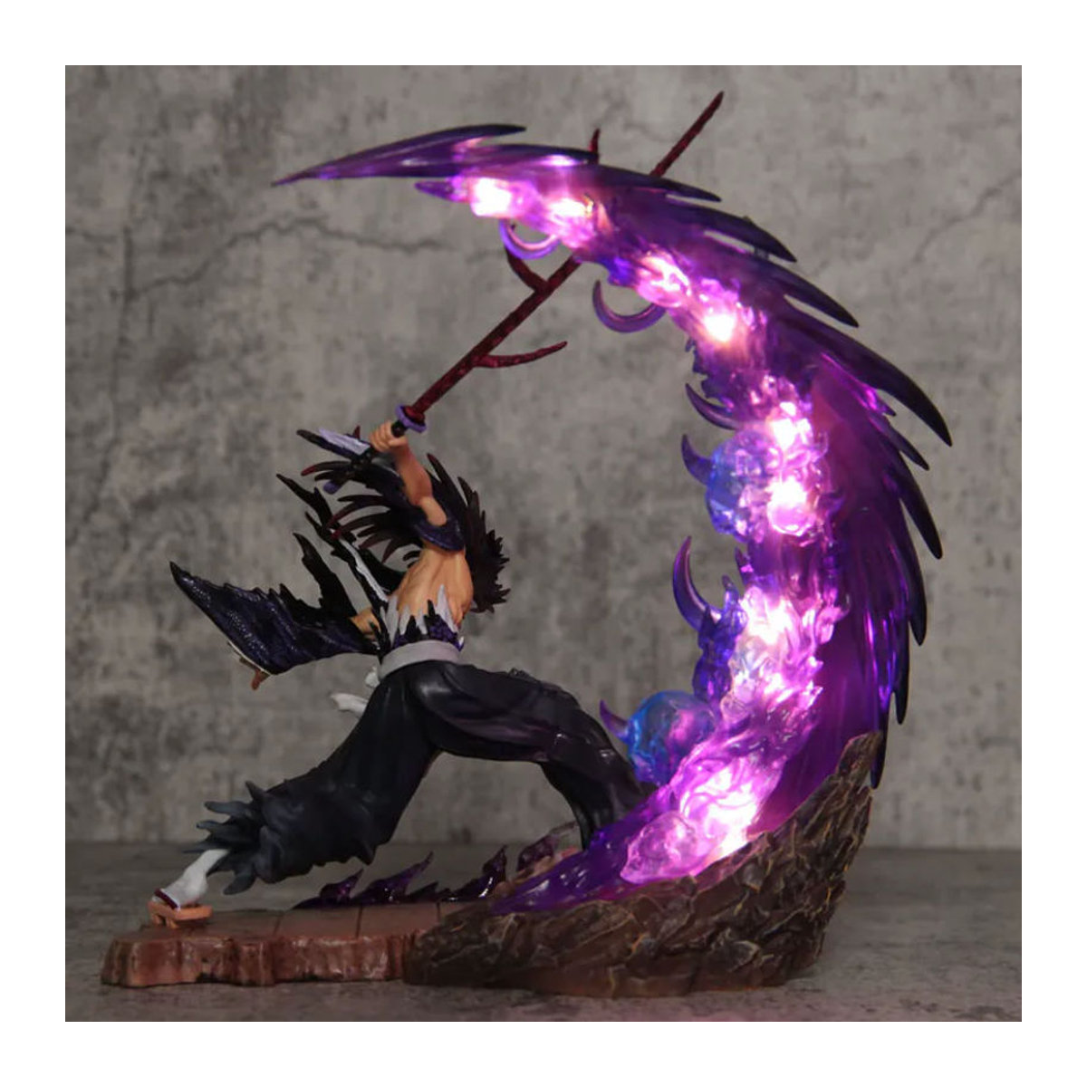 Bandai Ghost Slayer Blade Battle Leuchtende Modellstatue Schwarz Mehrfarbig aus Kunstharz als Desktop-Dekoration - Bild 5
