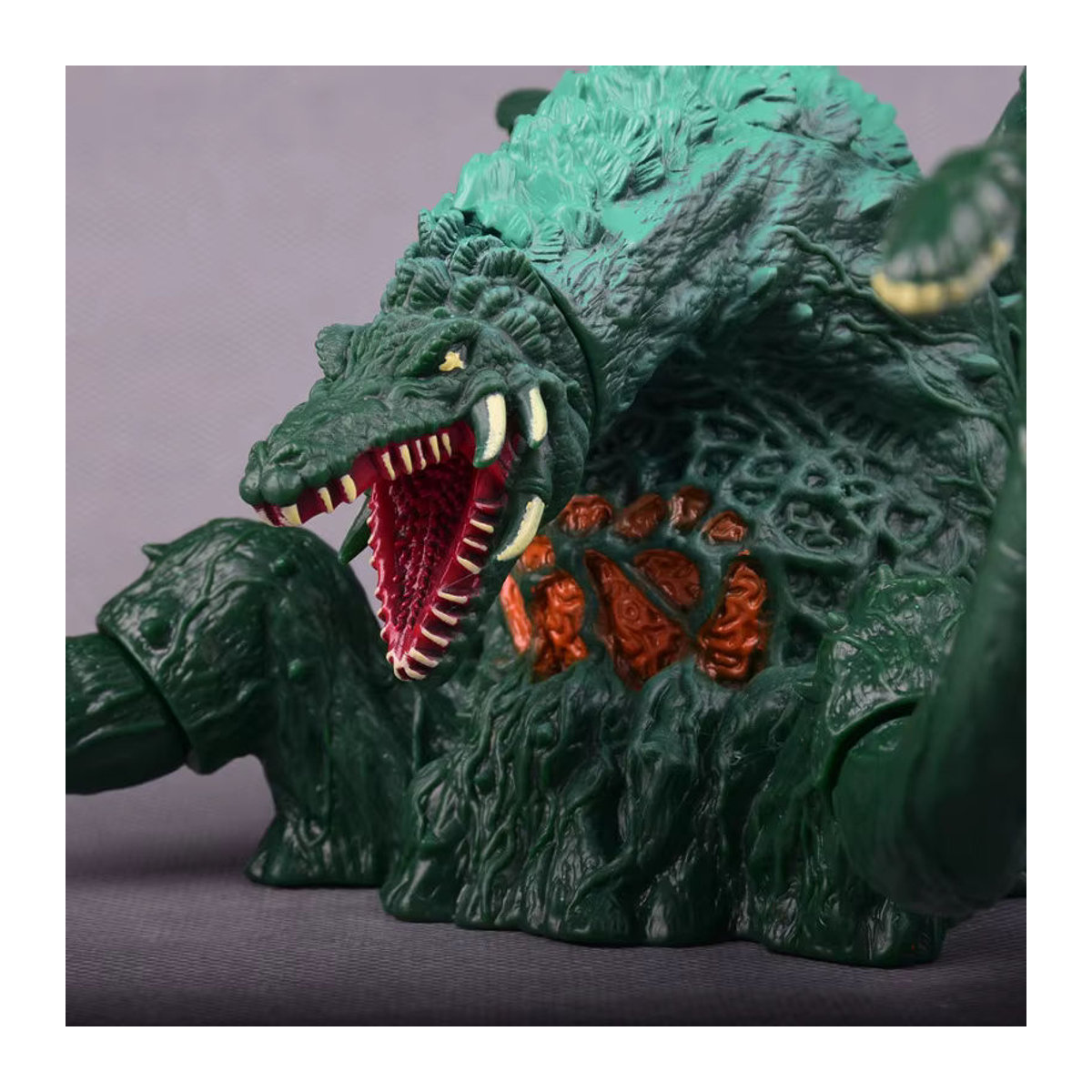 Bandai Godzilla Biollante Actionfigur aus Kunststoff in Grün, 13 cm Höhe - Bild 4