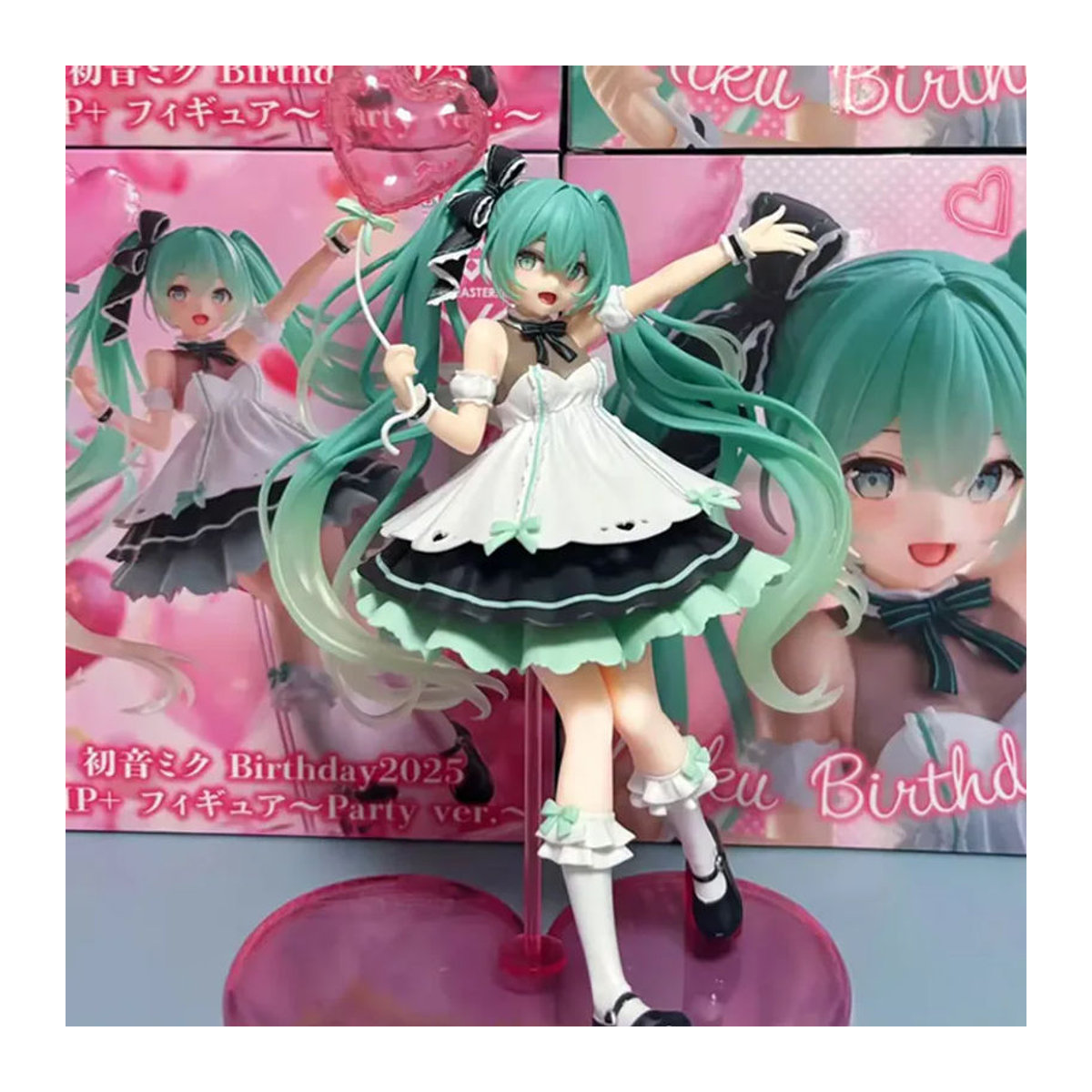 Bandai Hatsune Miku Anime-Figur aus Kunststoff, mehrfarbige Kawaii Cartoon Actionfigur für Kinder und als Dekoration - Bild 3