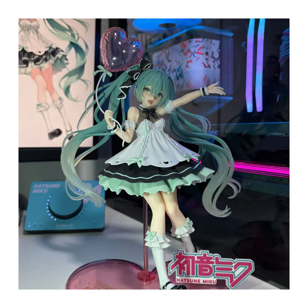 Bandai Hatsune Miku Anime-Figur aus Kunststoff, mehrfarbige Kawaii Cartoon Actionfigur für Kinder und als Dekoration - Bild 4