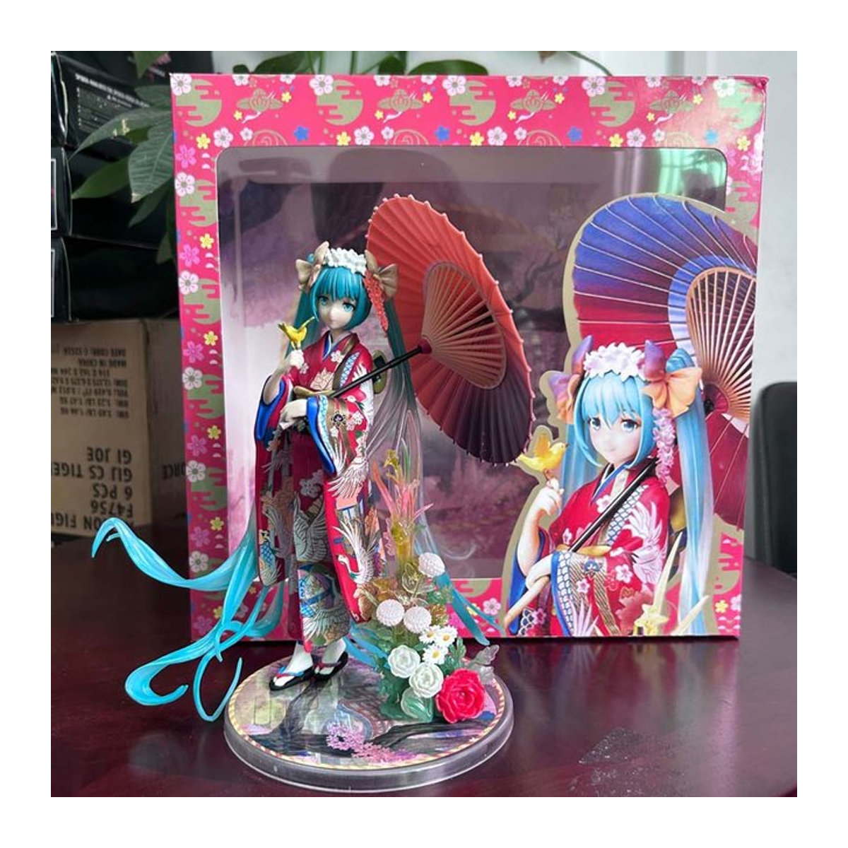 Bandai Hatsune Miku Anime Figur im Kimono mit Regenschirm, mehrfarbige dekorative Statue aus Kunststoff - Bild 1