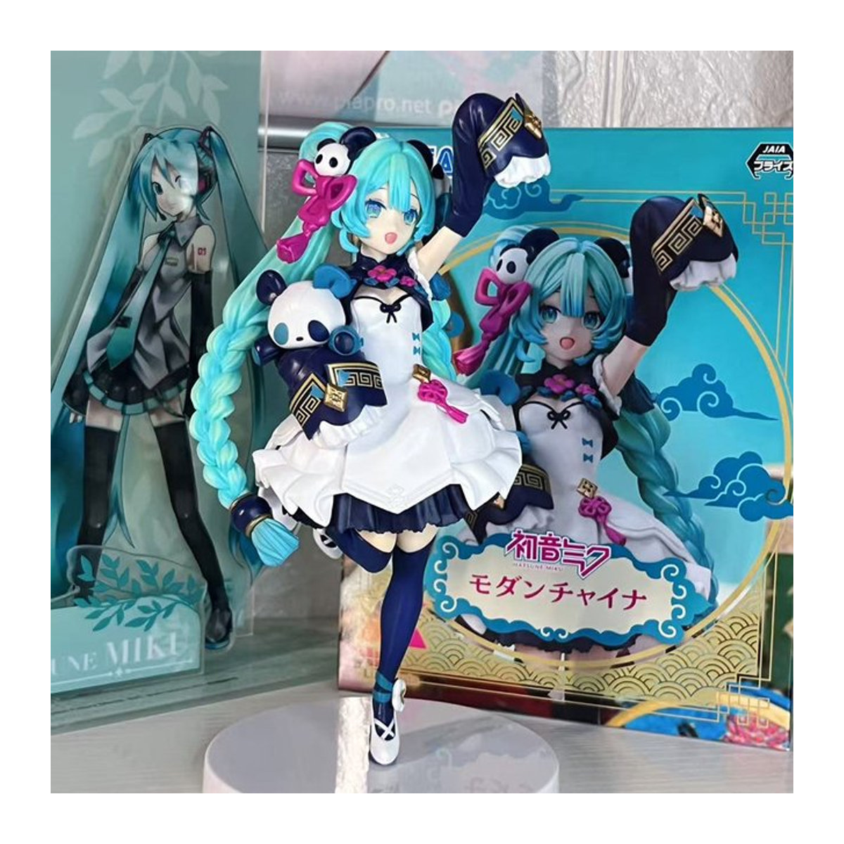 Bandai Hatsune Miku Anime Figur mit Katzenohren und Teufel-Design, mehrfarbig, PVC-Modell - Bild 1
