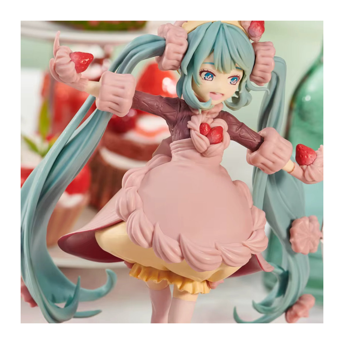 Bandai Hatsune Miku Anime Figur Süße Erdbeere Modell aus Kunststoff, mehrfarbig - Bild 3