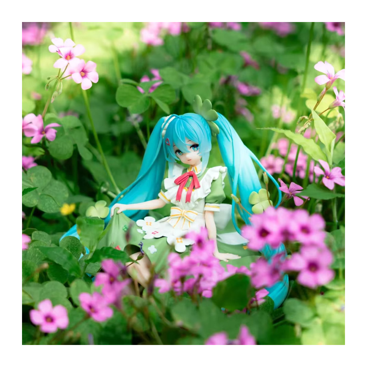 Bandai Hatsune Miku Figur Blumenfee mit vierblättrigem Kleeblatt in mehrfarbigem Design aus Kunstharz - Bild 6