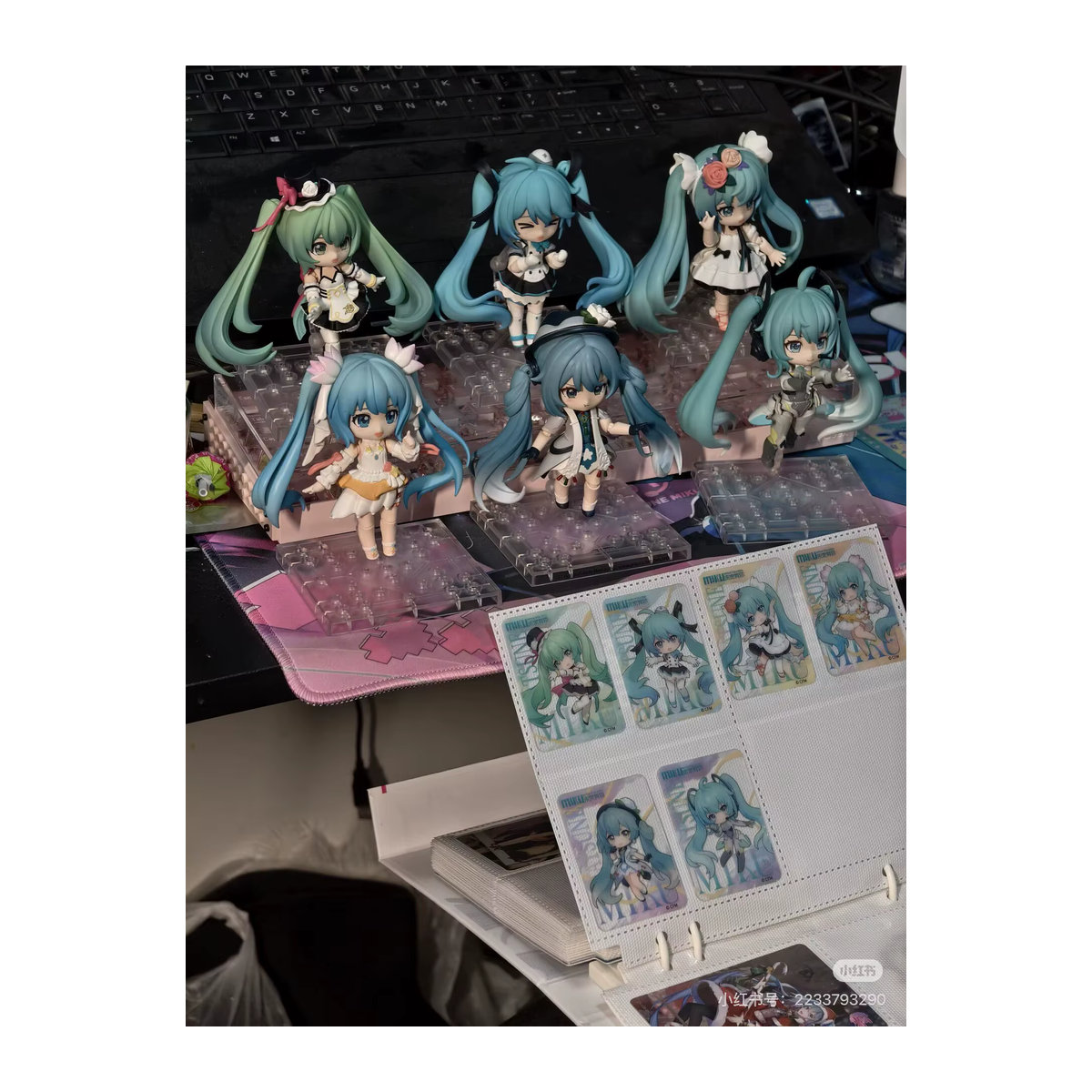 Bandai Hatsune Miku Future With You Serie Blind Box Sammler-Actionfigur mit austauschbaren Gesichtern in Mehrfarbig - Bild 2