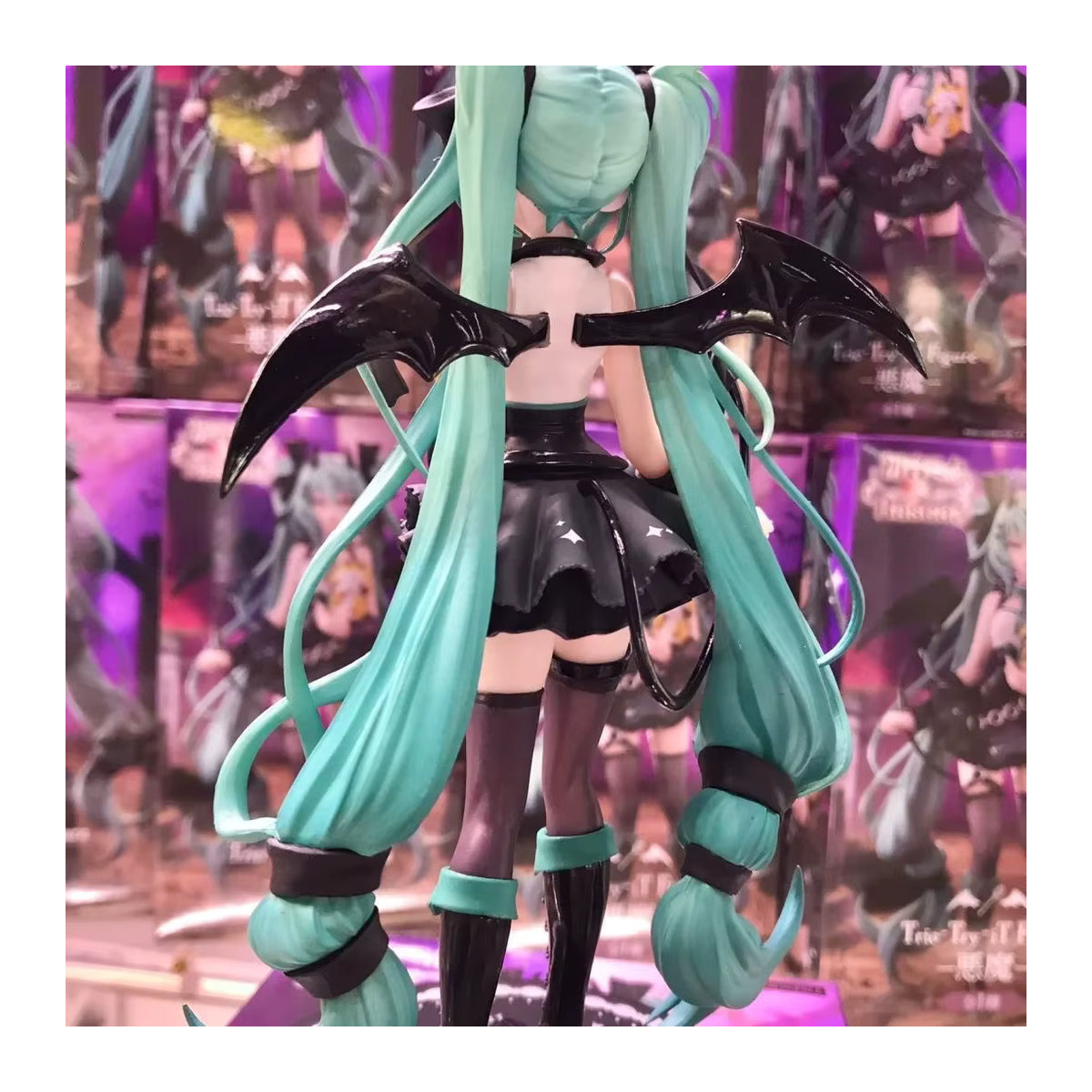 Bandai Hatsune Miku Kleine Teufel Waschbär Actionfigur aus PVC, mehrfarbig, Höhe: 19 cm - Bild 5