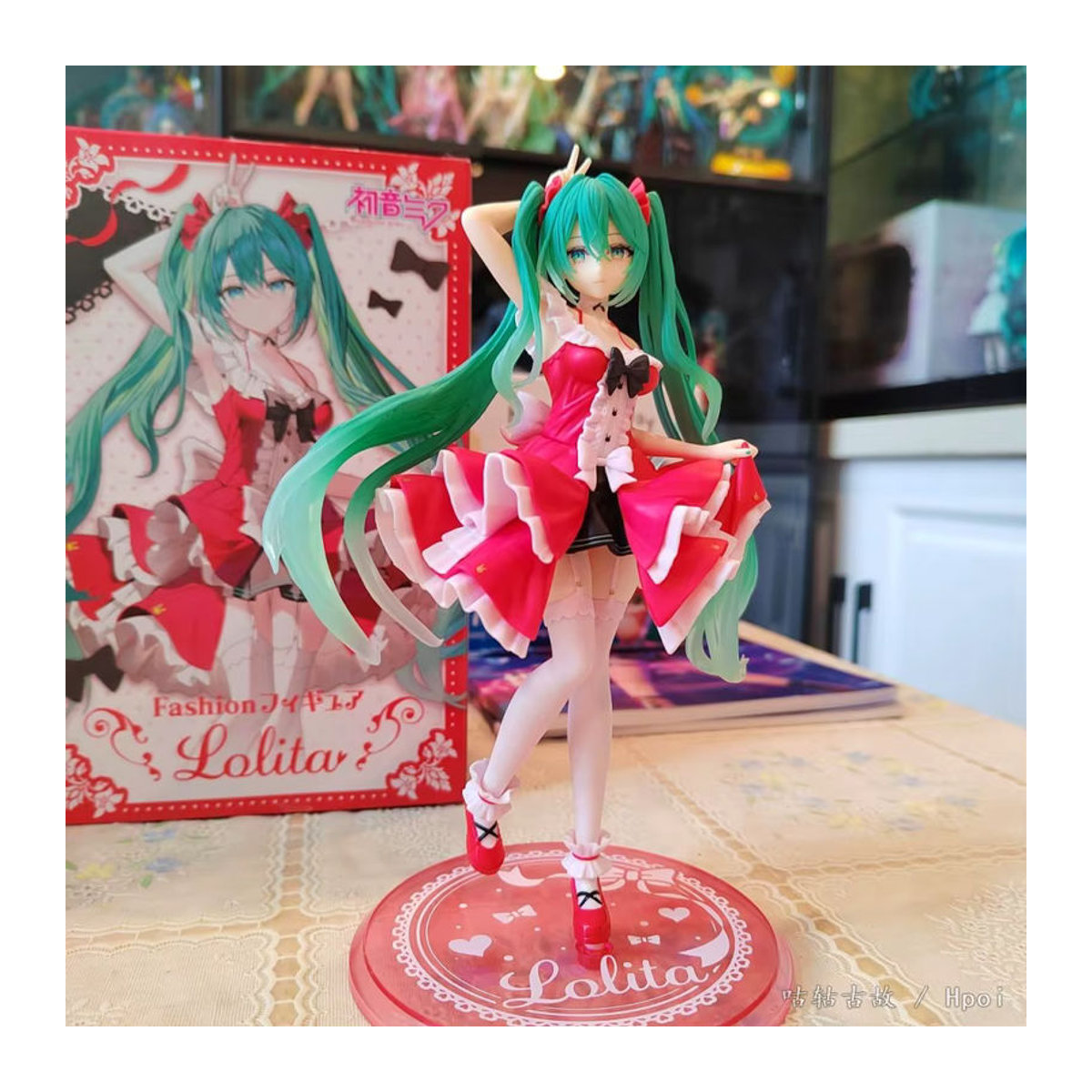 Bandai Hatsune Miku Lolita Anime Figur aus PVC in Mehrfarbig als dekorative Sammelstatue - Bild 3