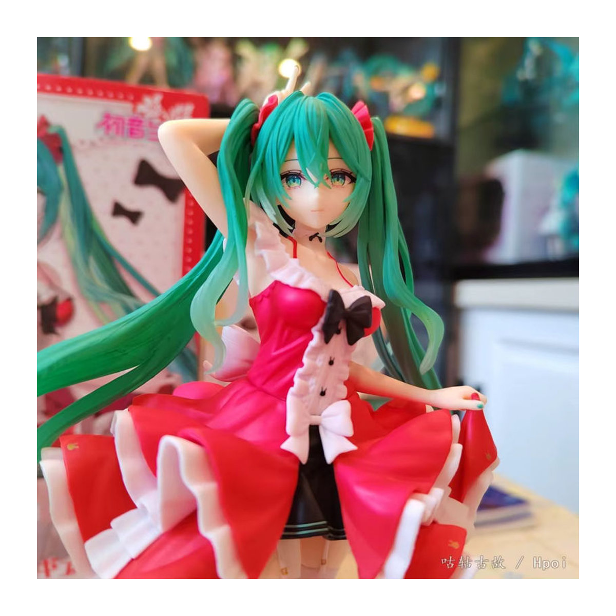 Bandai Hatsune Miku Lolita Anime Figur aus PVC in Mehrfarbig als dekorative Sammelstatue - Bild 5