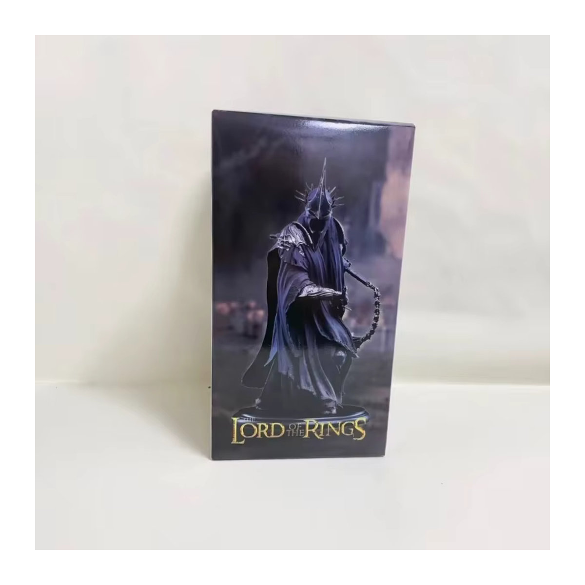 Bandai Herr der Ringe Hexenkönig von Angmar Actionfigur aus Kunststoff in Schwarz, Höhe: 23 cm - Bild 3