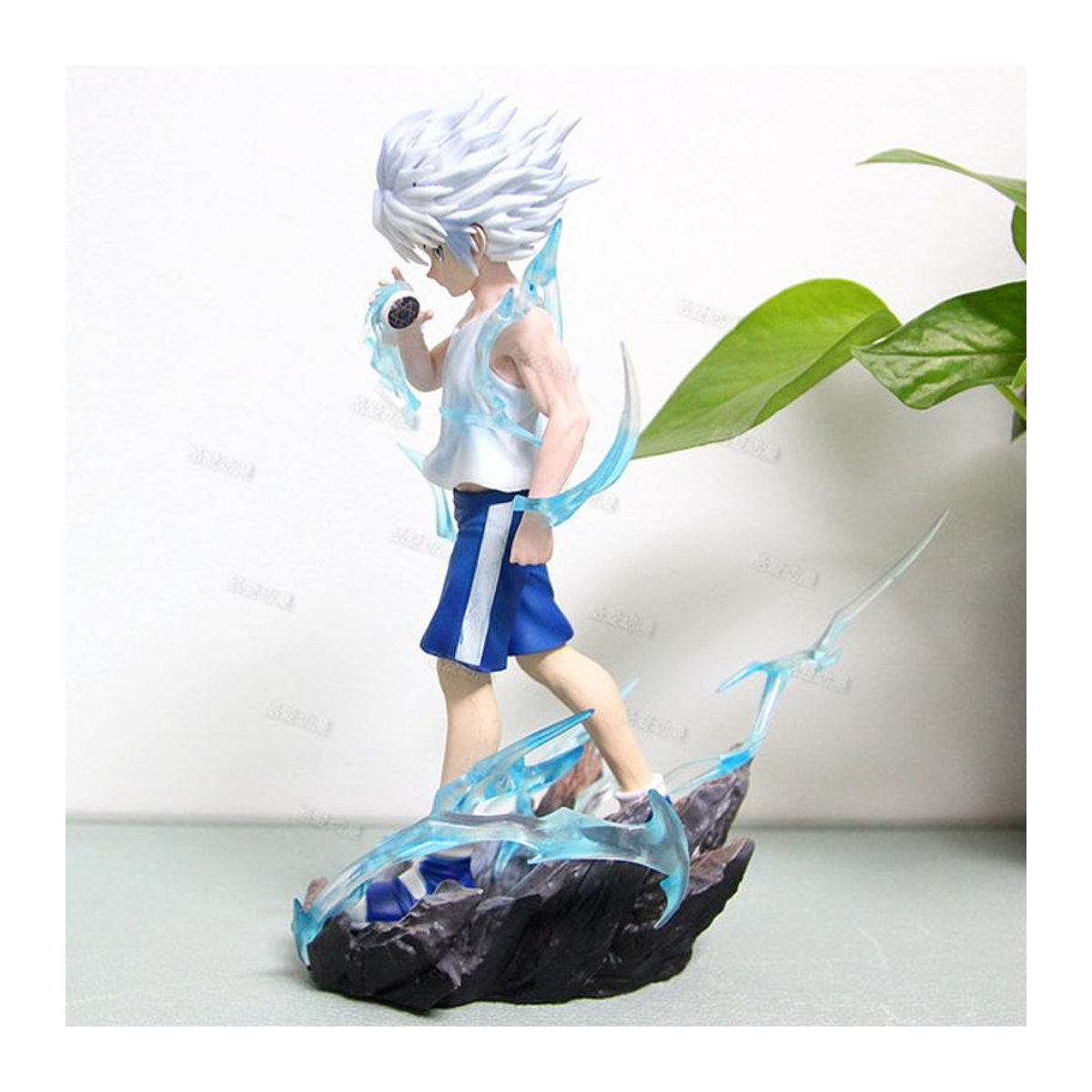 Bandai Hunter x Hunter Killua Zoldyck Actionfigur aus Kunststoff, mehrfarbiges Anime Modell für Sammler und Dekoration - Bild 1