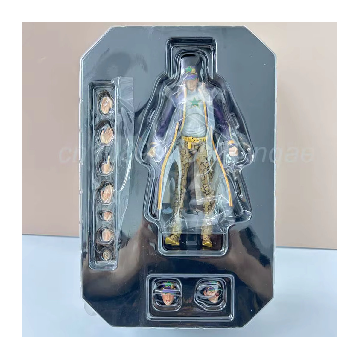 Bandai Jotaro Kujo Actionfigur aus Jojo's Bizarre Adventure als mehrfarbiges Sammlermodell aus Kunststoff - Bild 5
