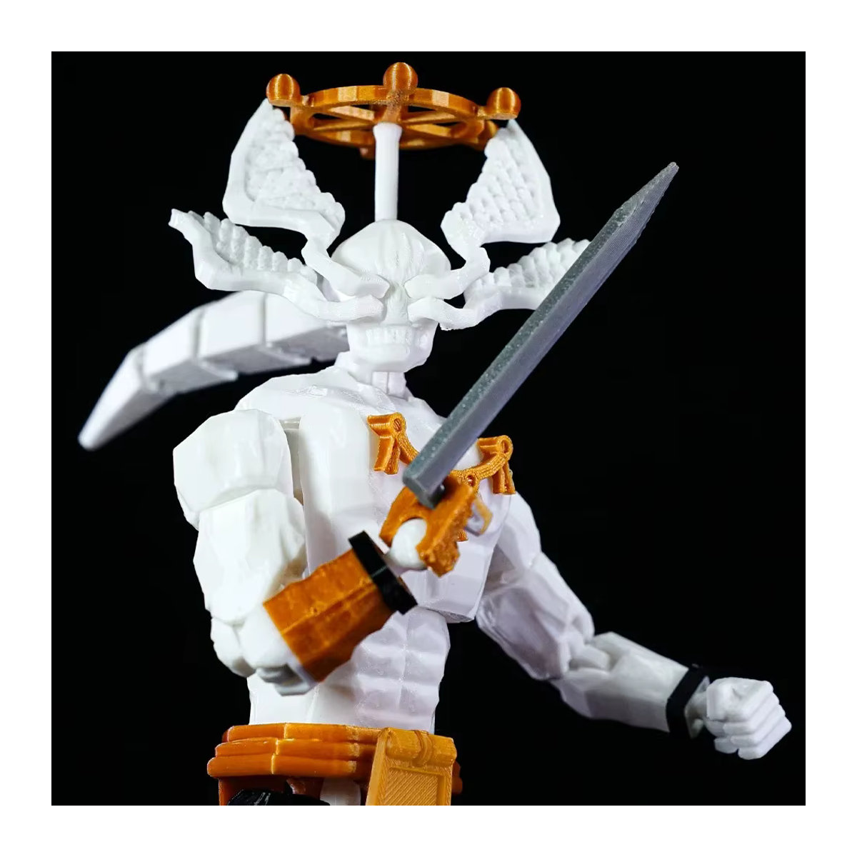 Bandai Jujutsu Kaisen Ryomen Mahoraga Actionfigur aus Kunststoff in Weiß - Bild 7