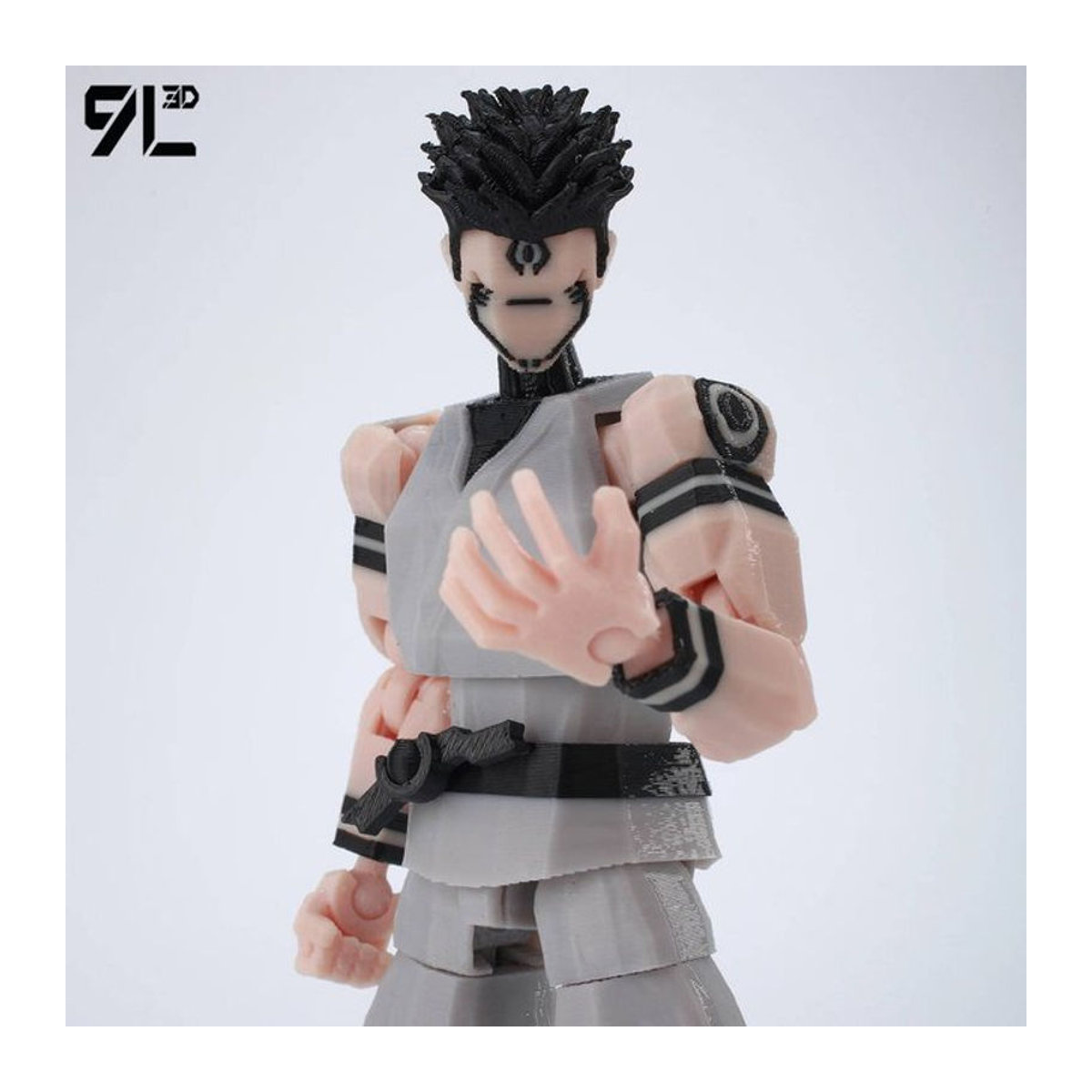 Bandai Jujutsu Kaisen Sukuna Anime Figur in grauer Robe als Gelenkmodell aus Kunststoff - Bild 1