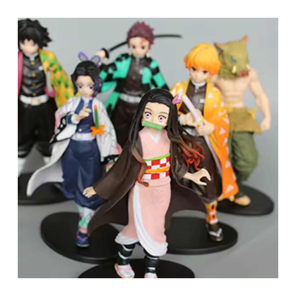 Bandai Kimetsu No Yaiba Anime Actionfiguren-Set mit Kamado Tanjirou, Agatsuma Zenitsu und Nezuko in mehrfarbigem PVC-Design - Bild 2