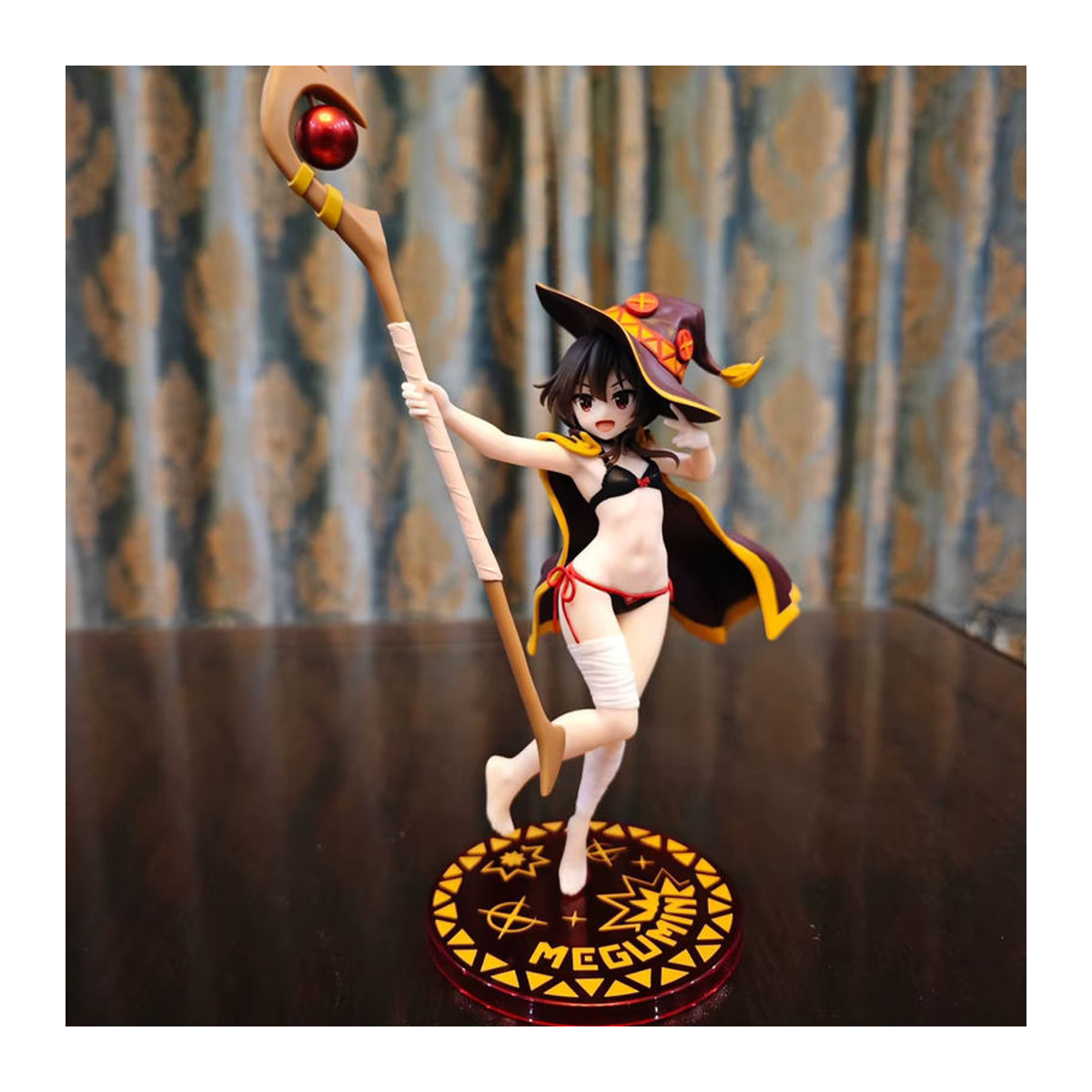 Bandai KonoSuba Megumin Badeanzug Figur Ornament mehrfarbig - Bild 4