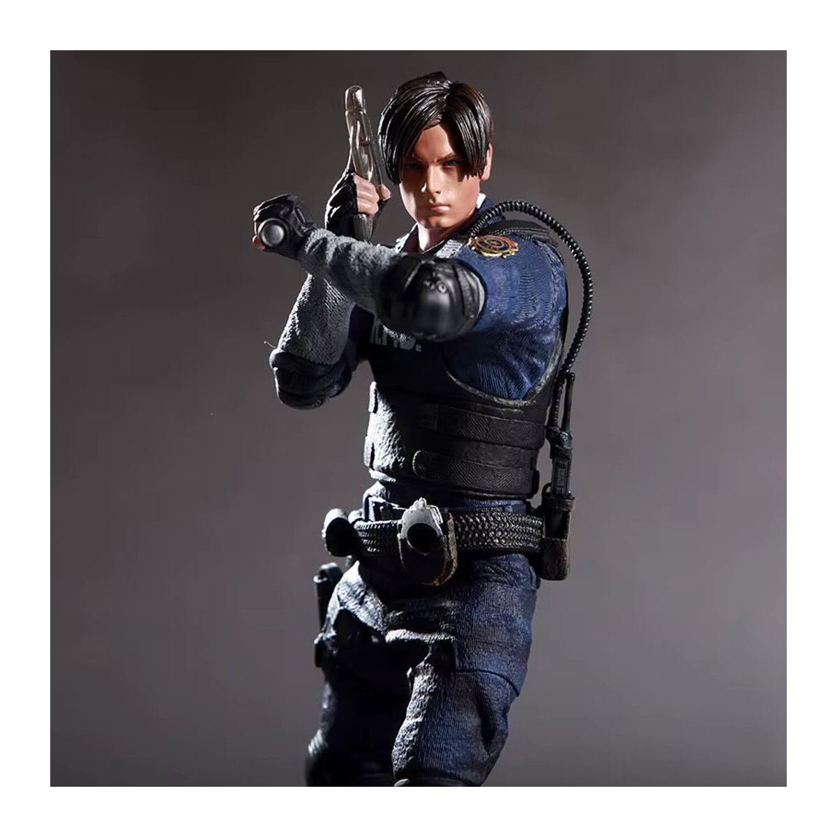 Bandai Leon Zombie Hunter Anime-Figur aus Leder und Kunstharz, mehrfarbige GK-Statue als Sammlerstück und Schreibtischdekoration - Bild 4