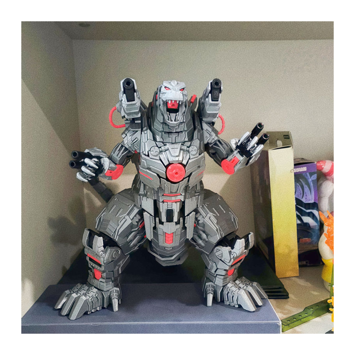 Bandai Mech Monster Godzila Desktop-Dekoration aus Kunststoff in Grau - Bild 1