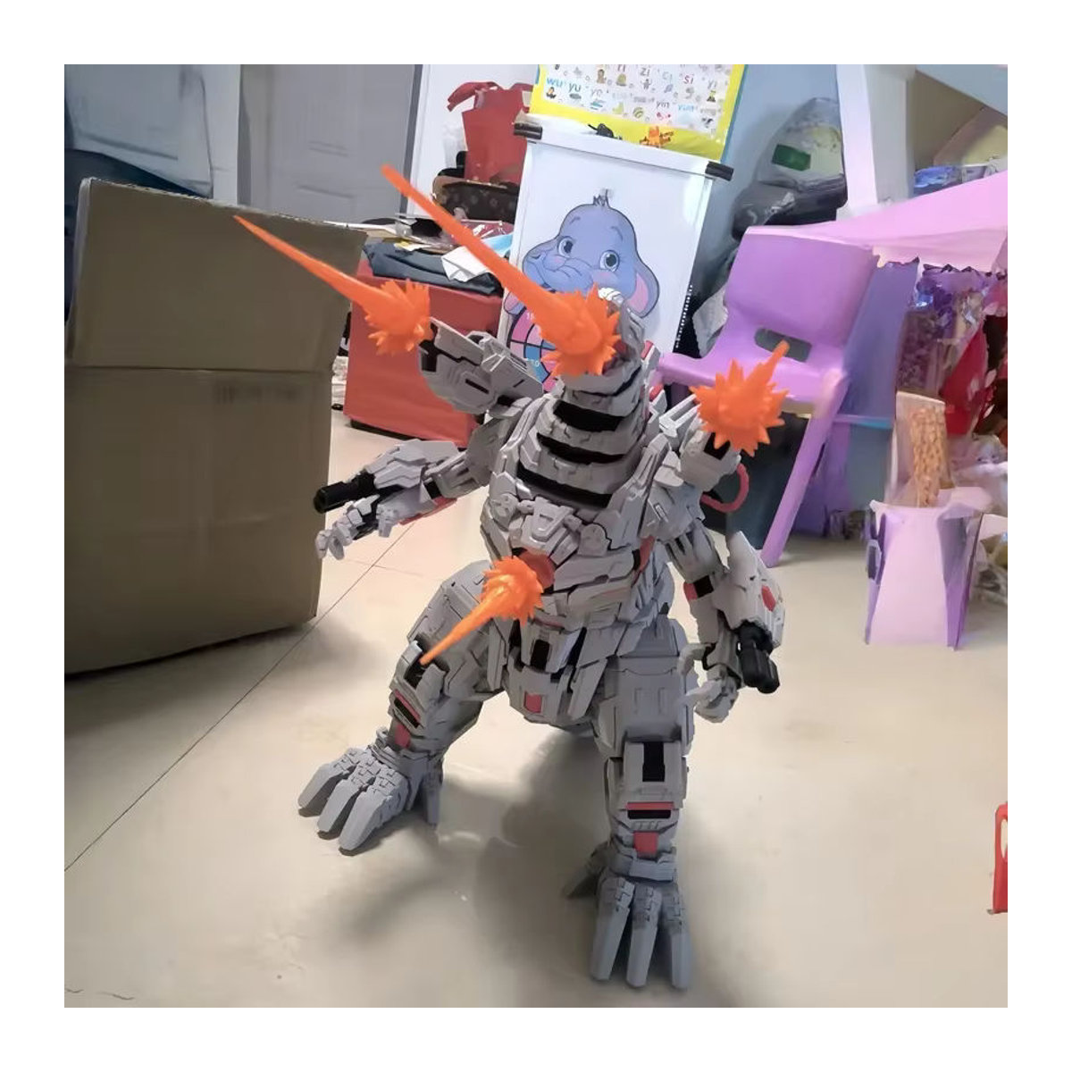 Bandai Mech Monster Godzila Desktop-Dekoration aus Kunststoff in Grau - Bild 2