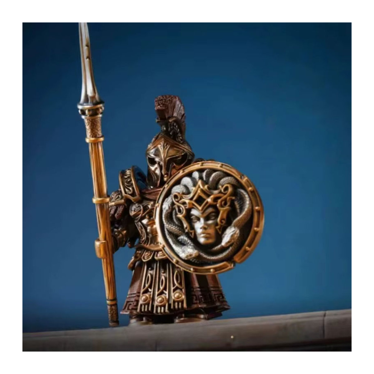 Bandai Metallfigur Spartan in Gold mit orientalischem Design als dekoratives Ornament und Actionfigur - Bild 2