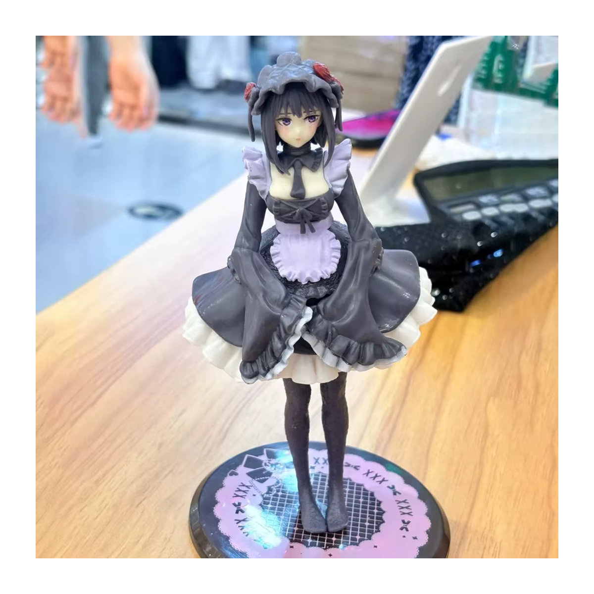 Bandai My Dress-Up Darling Anime-Figur Kitagawa Marin im schwarzen Dienstmädchen-Outfit als Sammlungsmodell aus Kunststoff - Bild 6