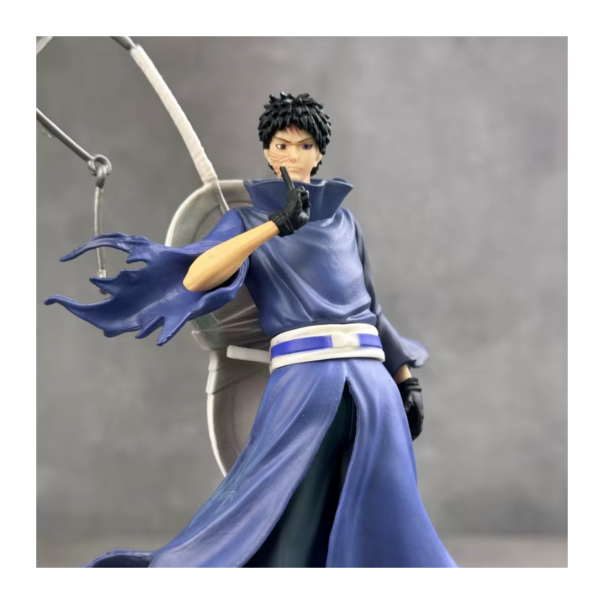 Bandai Naruto Anime-Figur Uchiha in stehender Pose, blaues Kunstharz-Modell zur Desktop-Dekoration - Bild 6