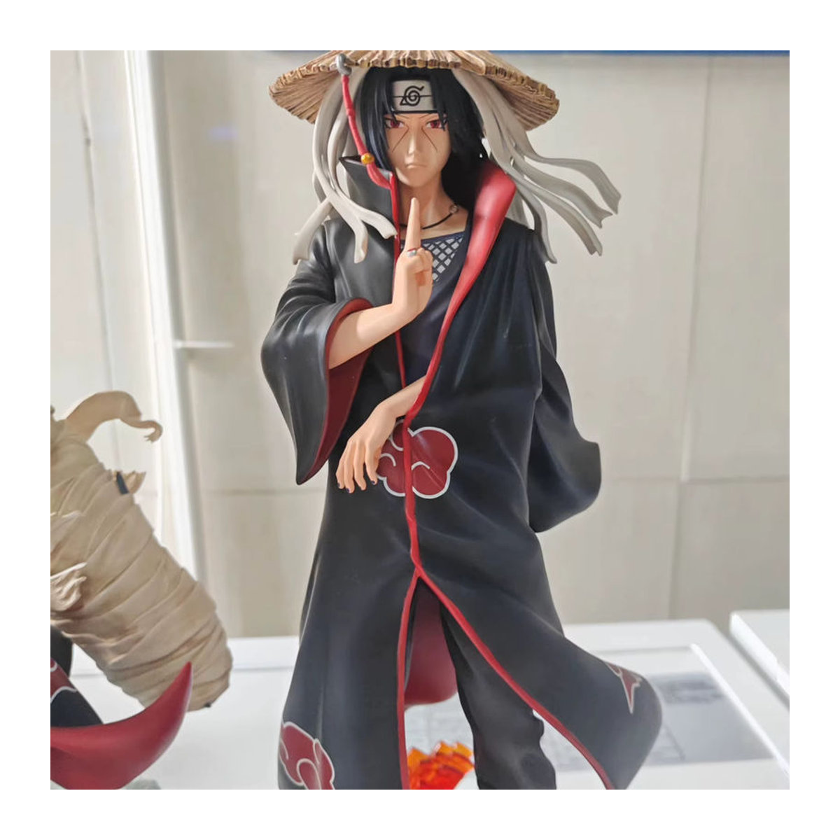 Bandai Naruto Hoshigaki Kisame Akatsuki Anime Figur aus Kunstharz in Schwarz stehend - Bild 3