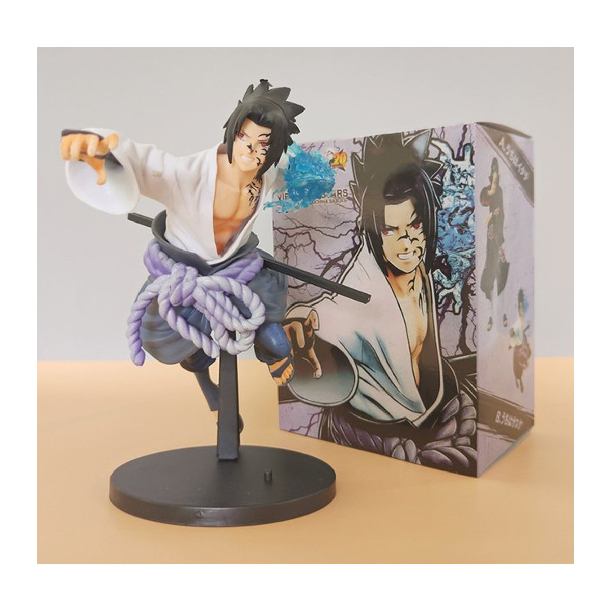 Bandai Naruto Sasuke Uchiha Anime Actionfigur aus Kunststoff, mehrfarbig, Höhe: 20 cm - Bild 1