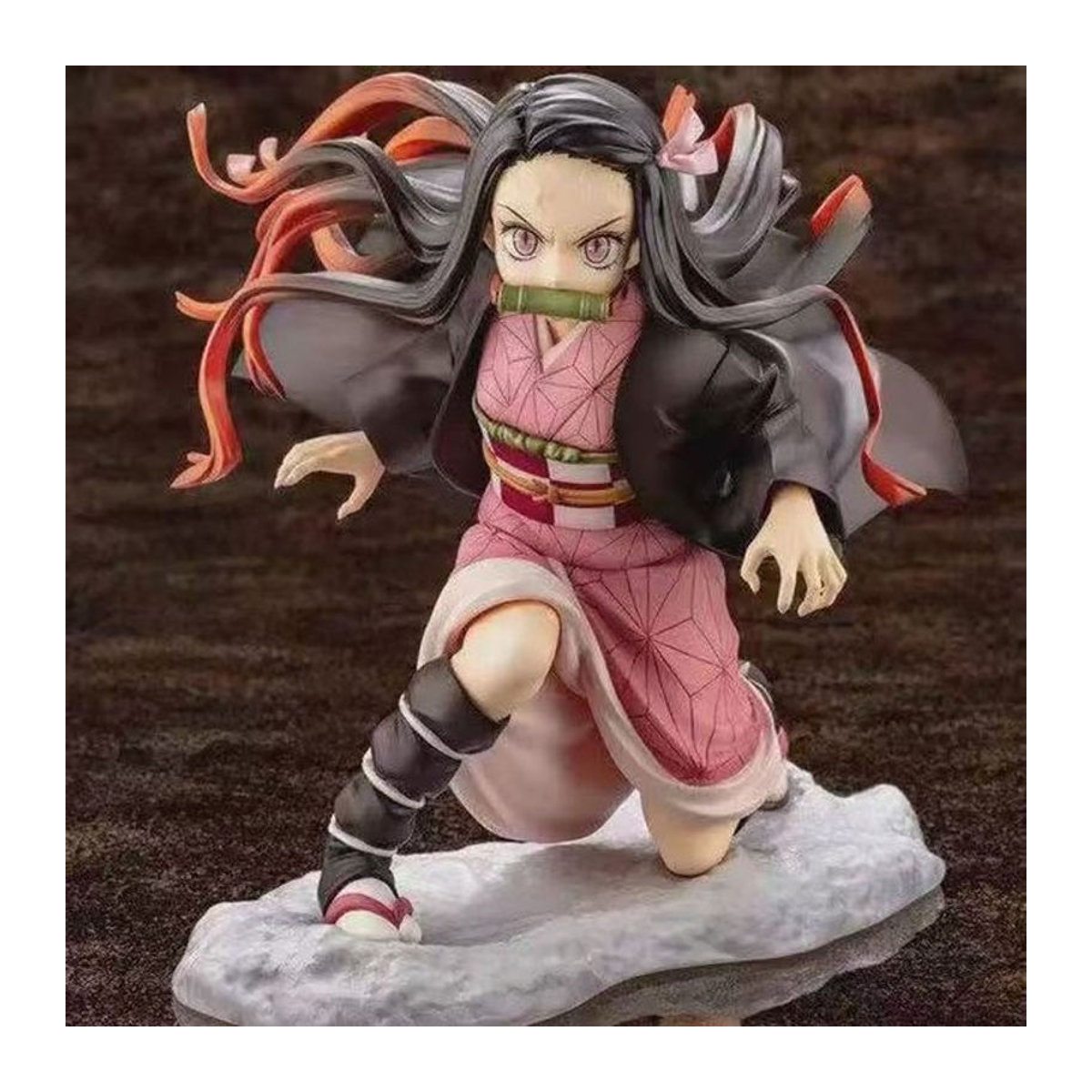 Bandai Nezuko Kamado Figur aus Kimetsu no Yaiba, mehrfarbige PVC Deko-Figur, Höhe: 10 cm - Bild 1