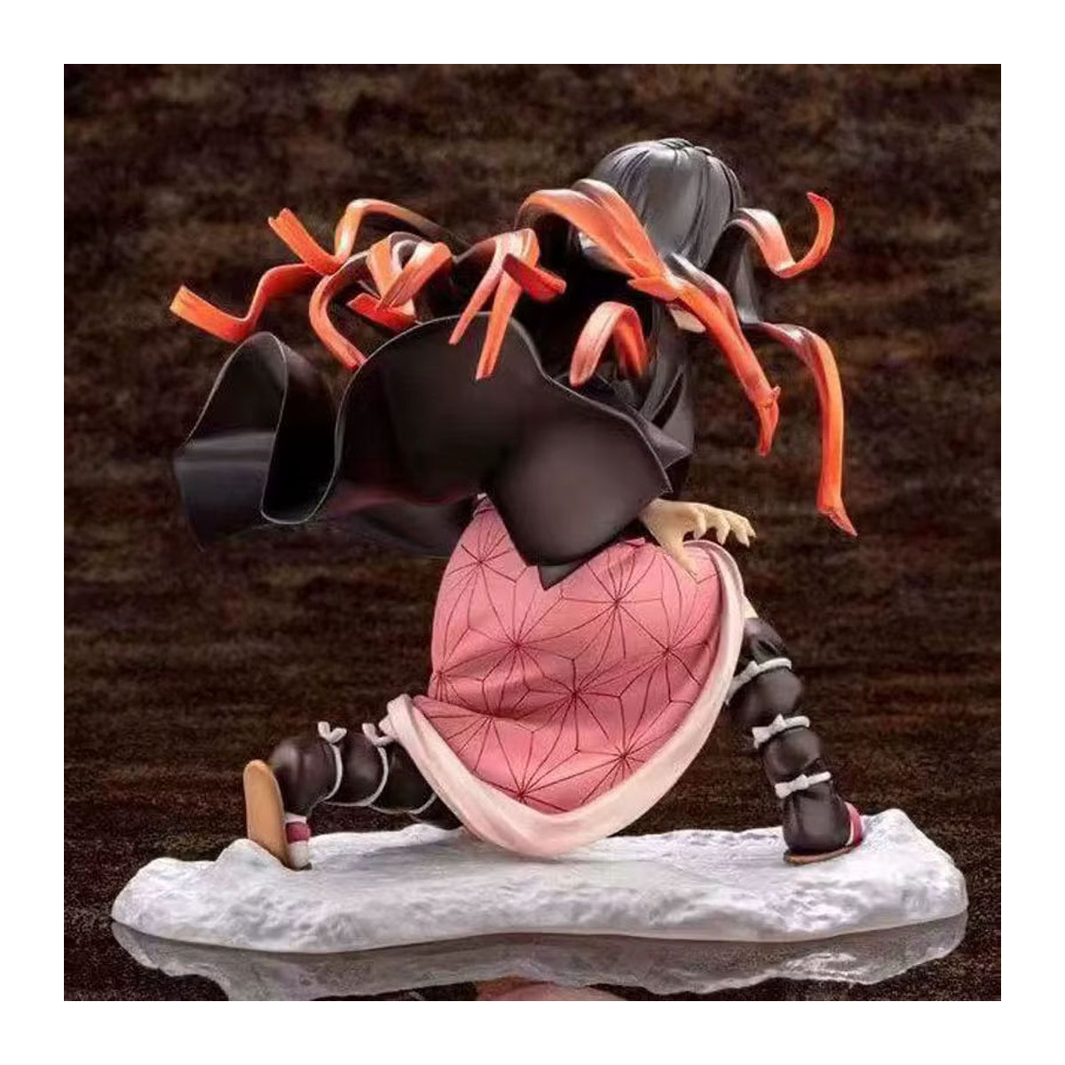 Bandai Nezuko Kamado Figur aus Kimetsu no Yaiba, mehrfarbige PVC Deko-Figur, Höhe: 10 cm - Bild 2
