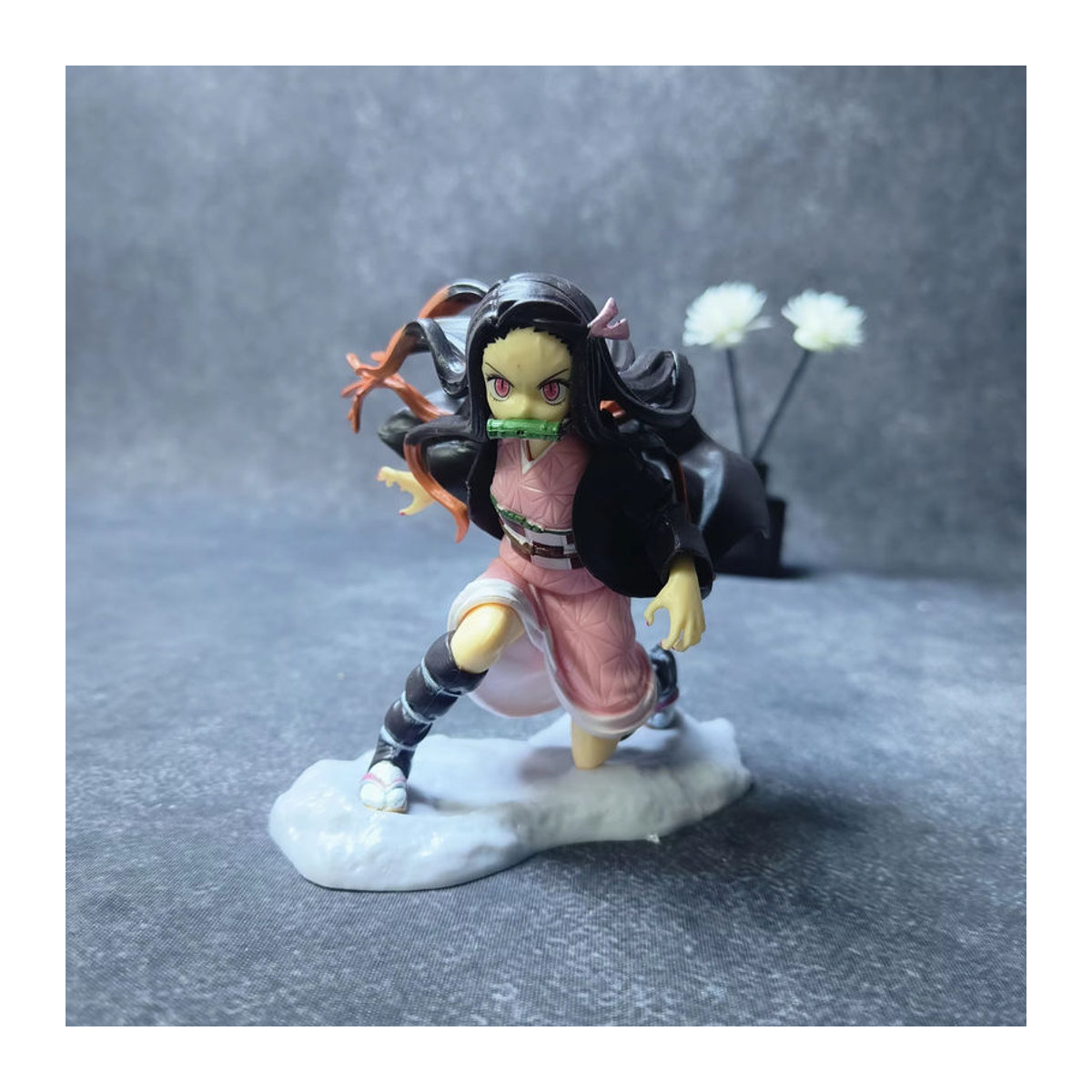 Bandai Nezuko Kamado Figur aus Kimetsu no Yaiba, mehrfarbige PVC Deko-Figur, Höhe: 10 cm - Bild 3