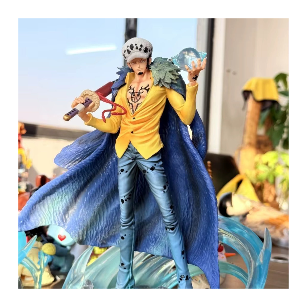 Bandai One Piece Actionfigur Trafalgar D. Water Law aus PVC, mehrfarbig, Höhe: 25 cm - Bild 5