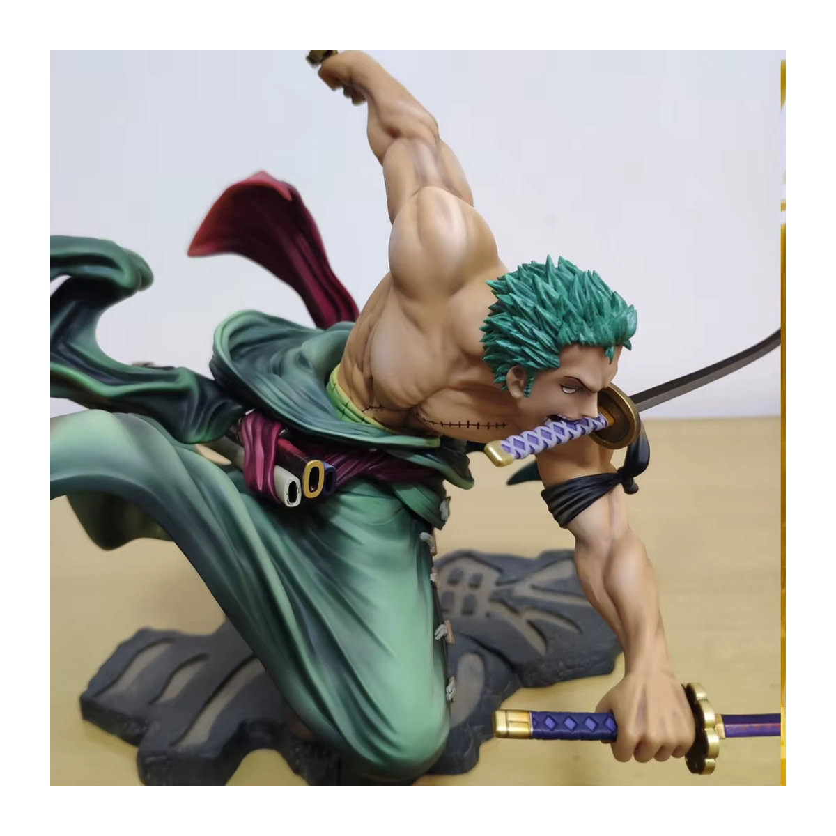 Bandai One Piece Anime Roronoa Zoro Actionfigur aus PVC, mehrfarbig, Höhe: 10 cm - Bild 3
