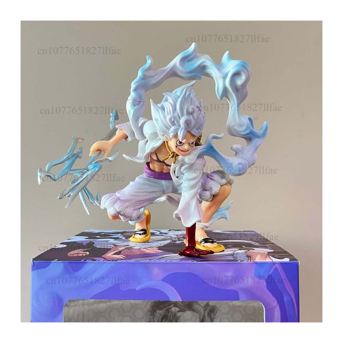 Bandai One Piece Figur Lightning Ruffy Gear 5 Sonnengott Nikka Hockenszene in Weiß aus Kunststoff - Bild 1